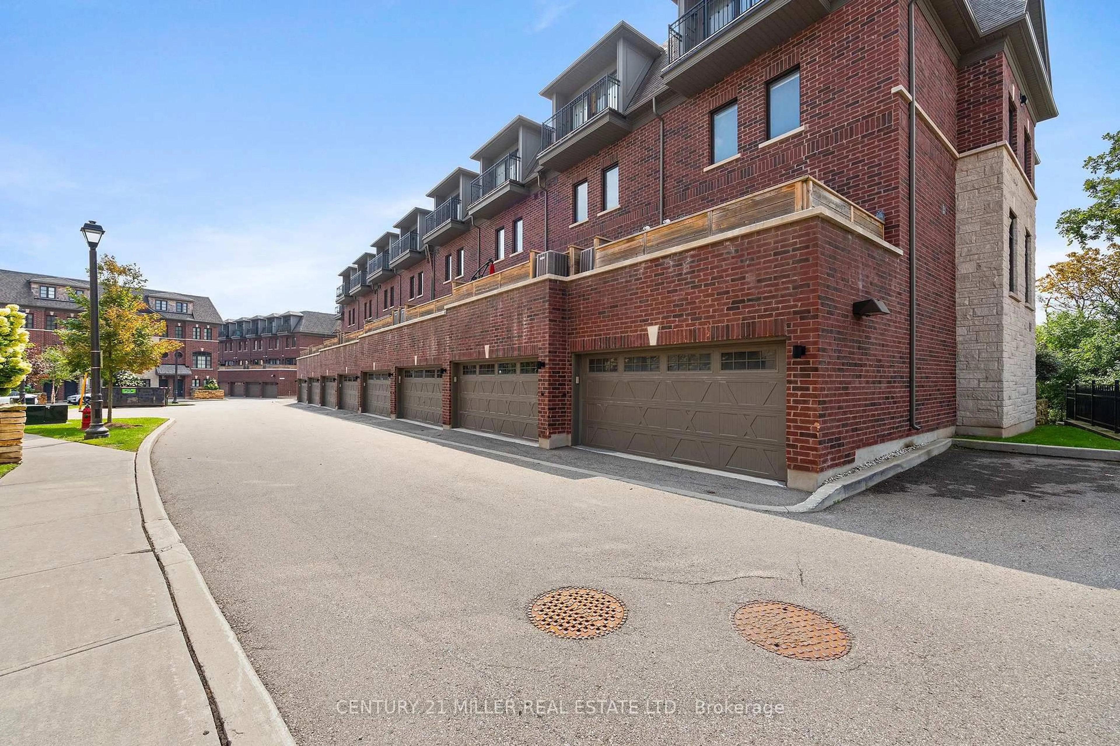 Unknown for 2193 Lillykin St, Oakville Ontario L6H 0N4