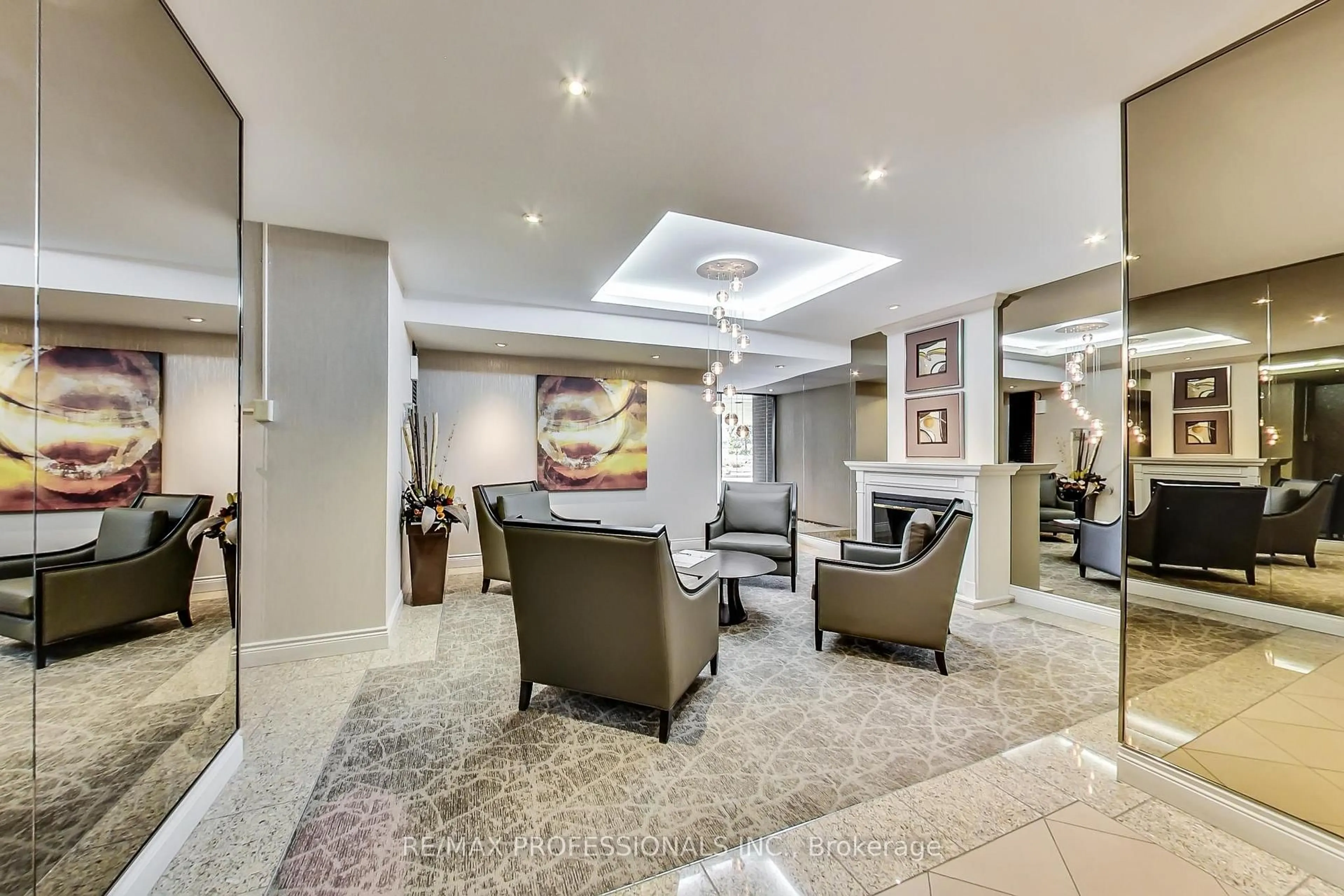 Lobby for 260 Scarlett Rd #207, Toronto Ontario M6N 4X6