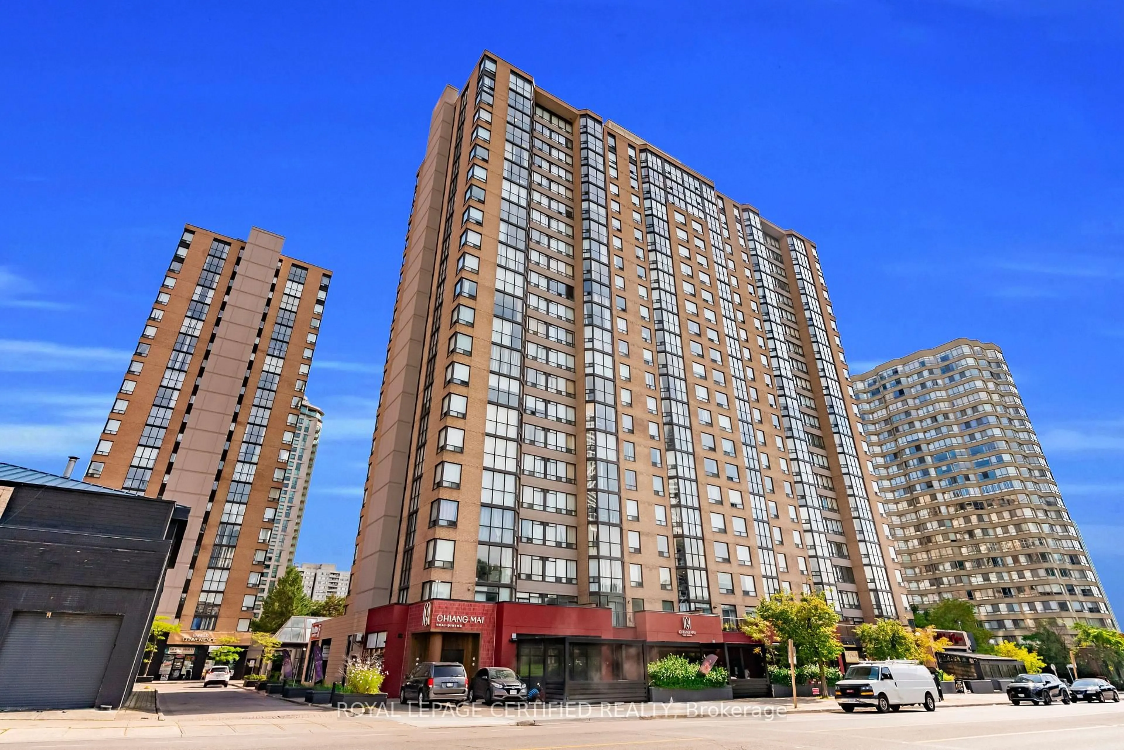 Patio, unknown for 285 Enfield Pl ##2109, Mississauga Ontario L5B 3Y6