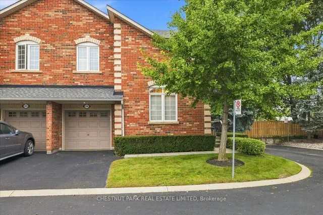 223 Rebecca St #34, Oakville 3