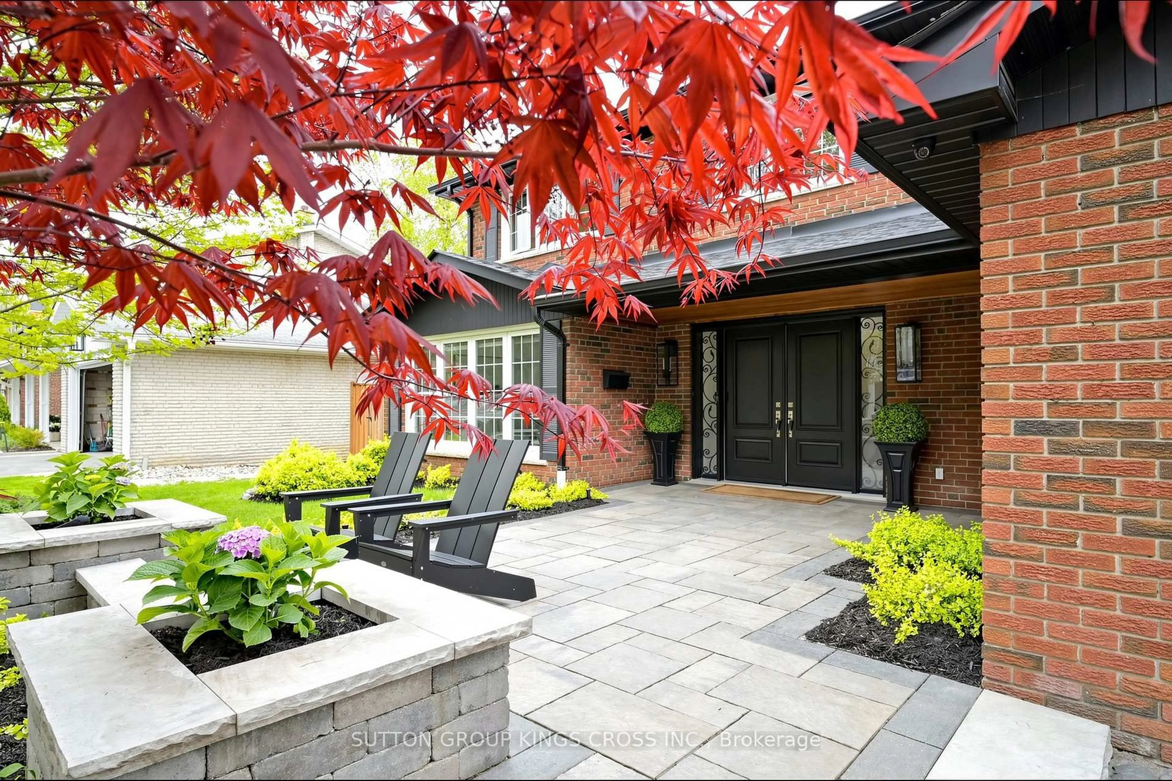 Patio, street for 360 Isabella Ave, Mississauga Ontario L5B 1B2