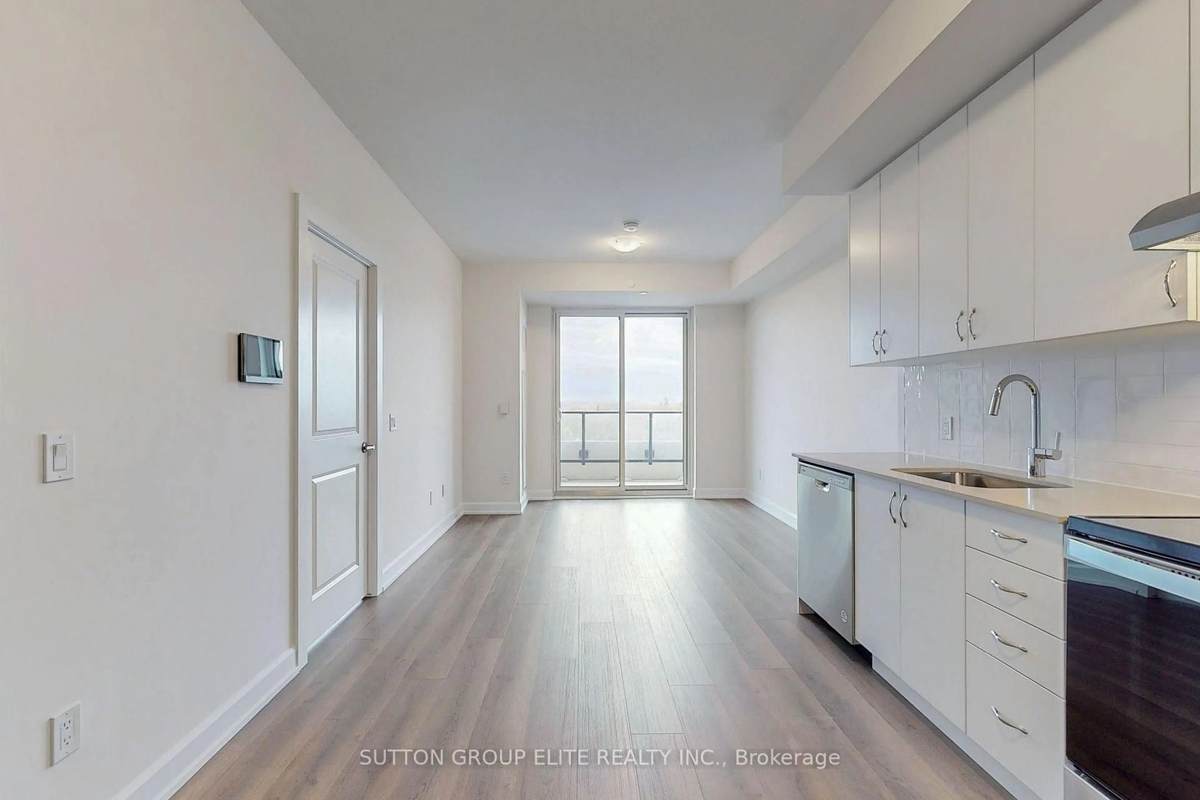 A pic of a room for 3220 William Coltson Ave #710, Oakville Ontario L6H 7X9