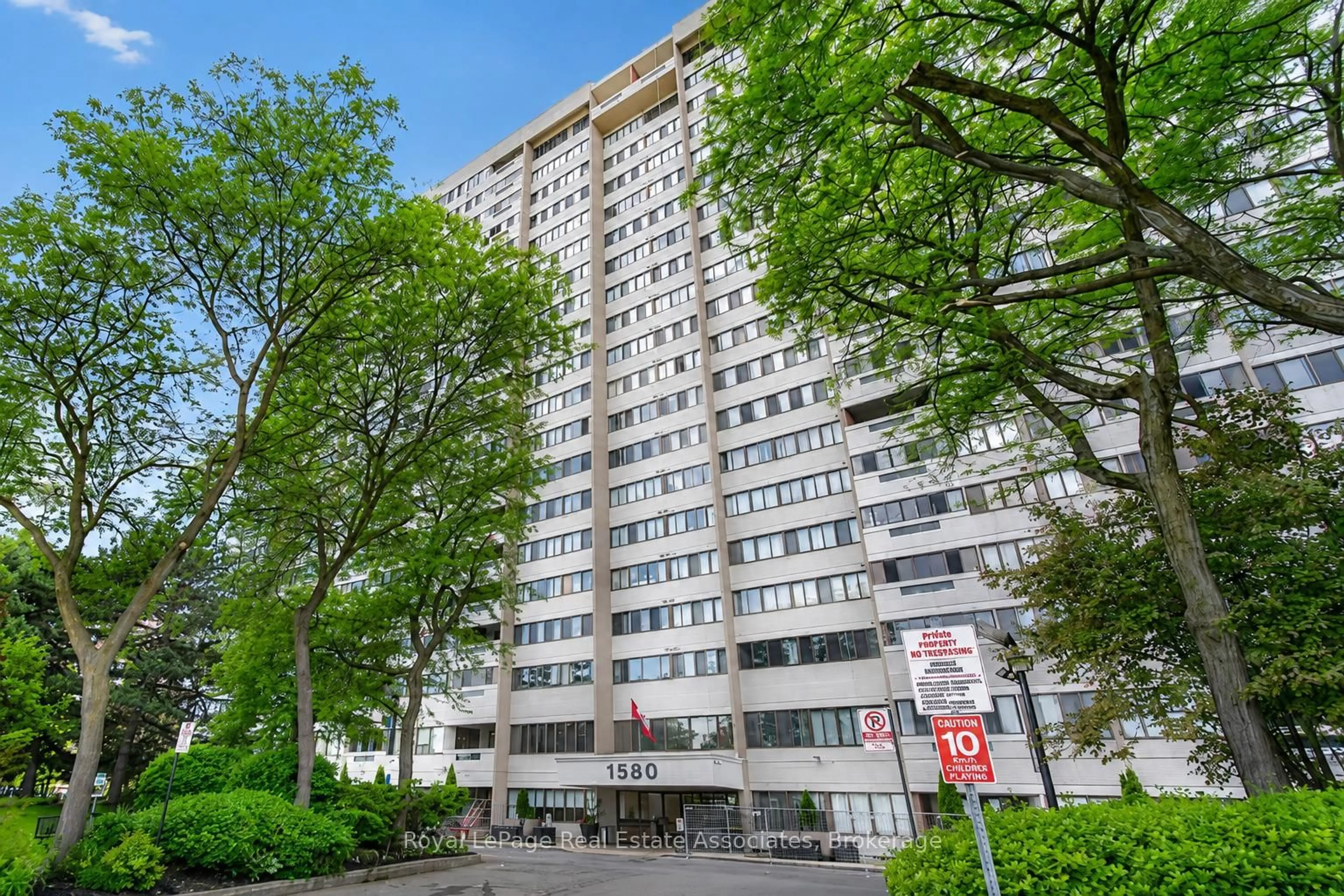 Unknown for 1580 Mississauga Valley Blvd #901, Mississauga Ontario L5A 3T8