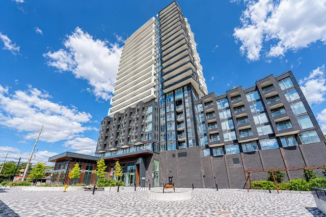 260 Malta Ave #1310, Brampton 2