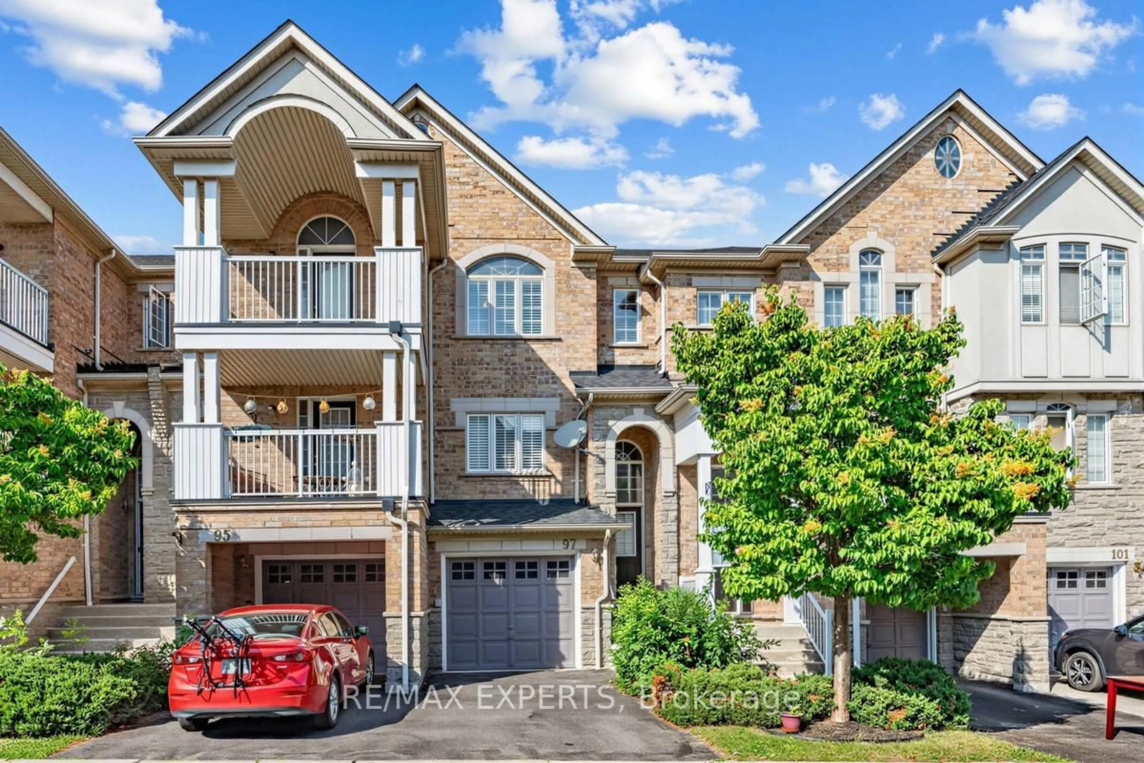 Home with brick exterior material, street for 601 Shoreline Dr #97, Mississauga Ontario L5B 4K8