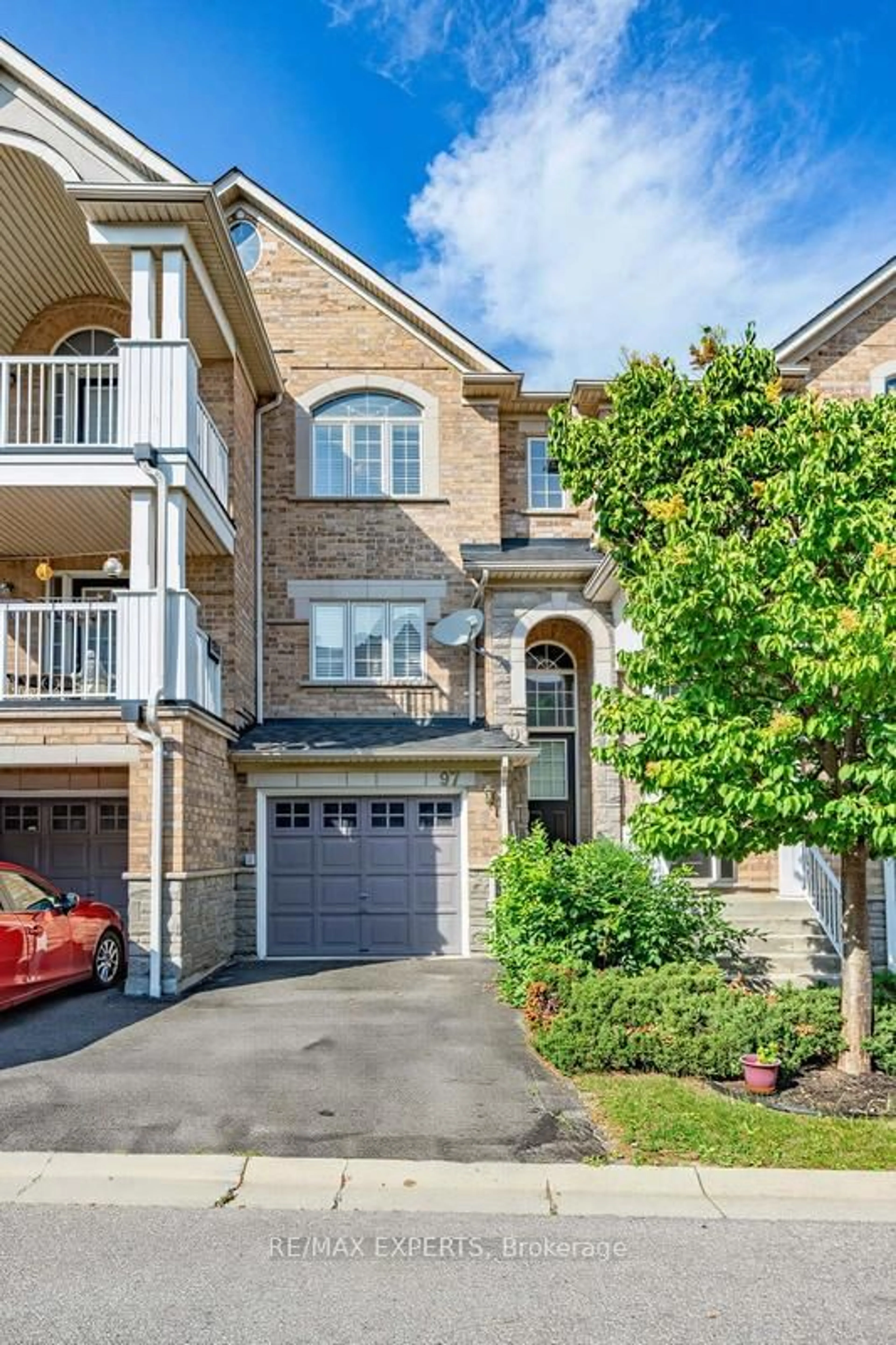 Home with brick exterior material, street for 601 Shoreline Dr #97, Mississauga Ontario L5B 4K8