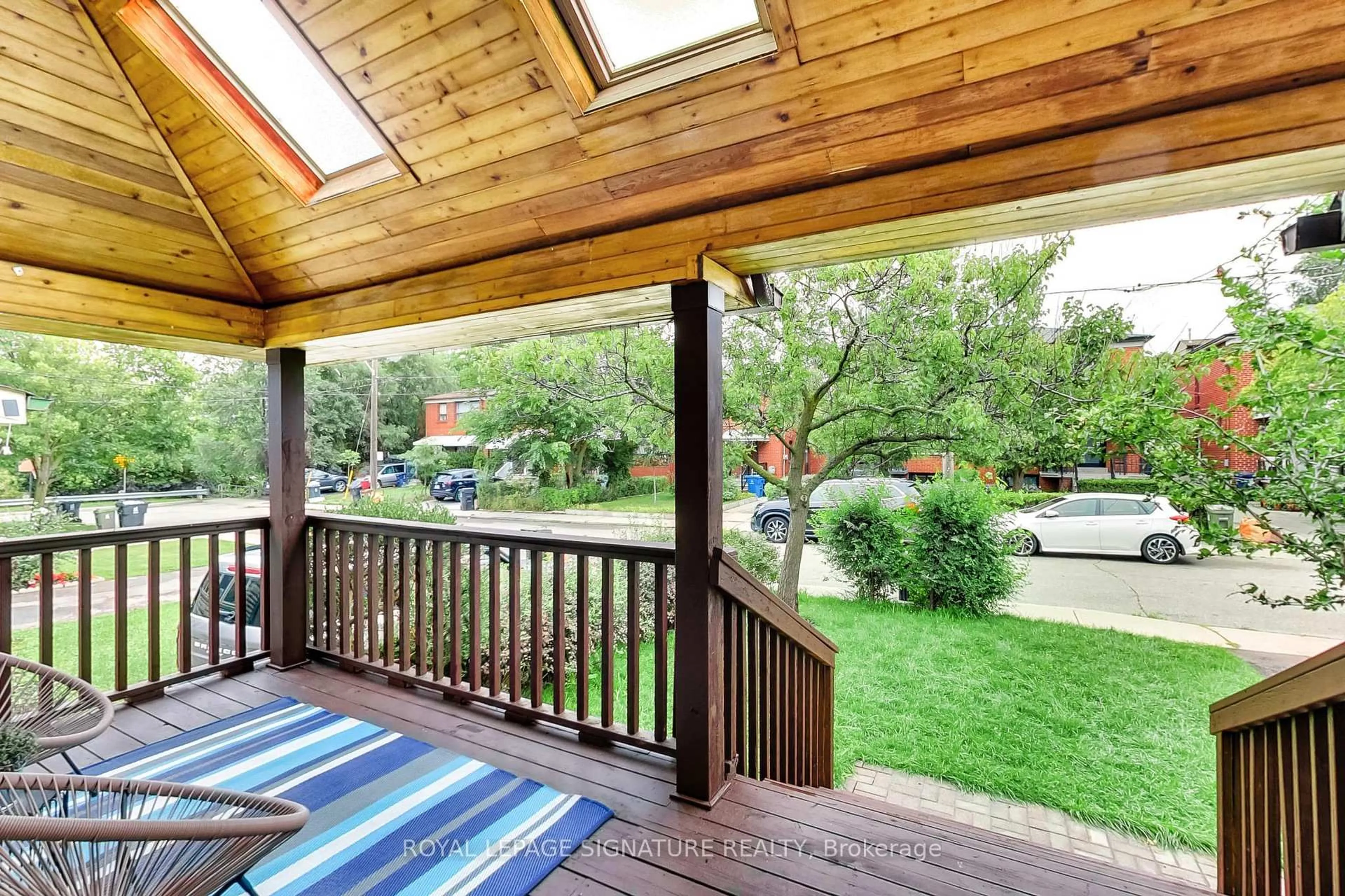 Patio, unknown for 36 Criscoe St, Toronto Ontario M6N 3Y9