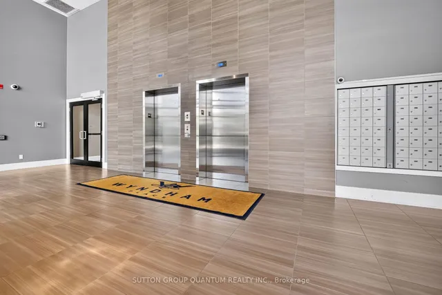 128 Garden Dr #214, Oakville 2
