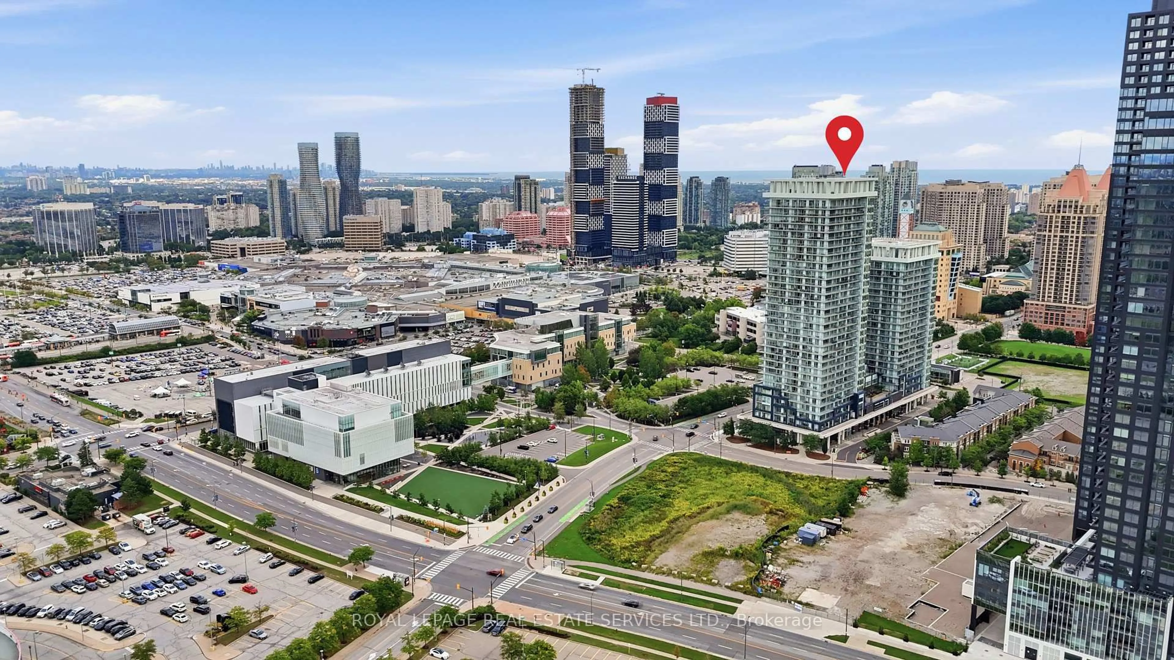 A pic from outside/outdoor area/front of a property/back of a property/a pic from drone, city buildings view from balcony for 360 Square One Dr #3002, Mississauga Ontario L5B 0E6