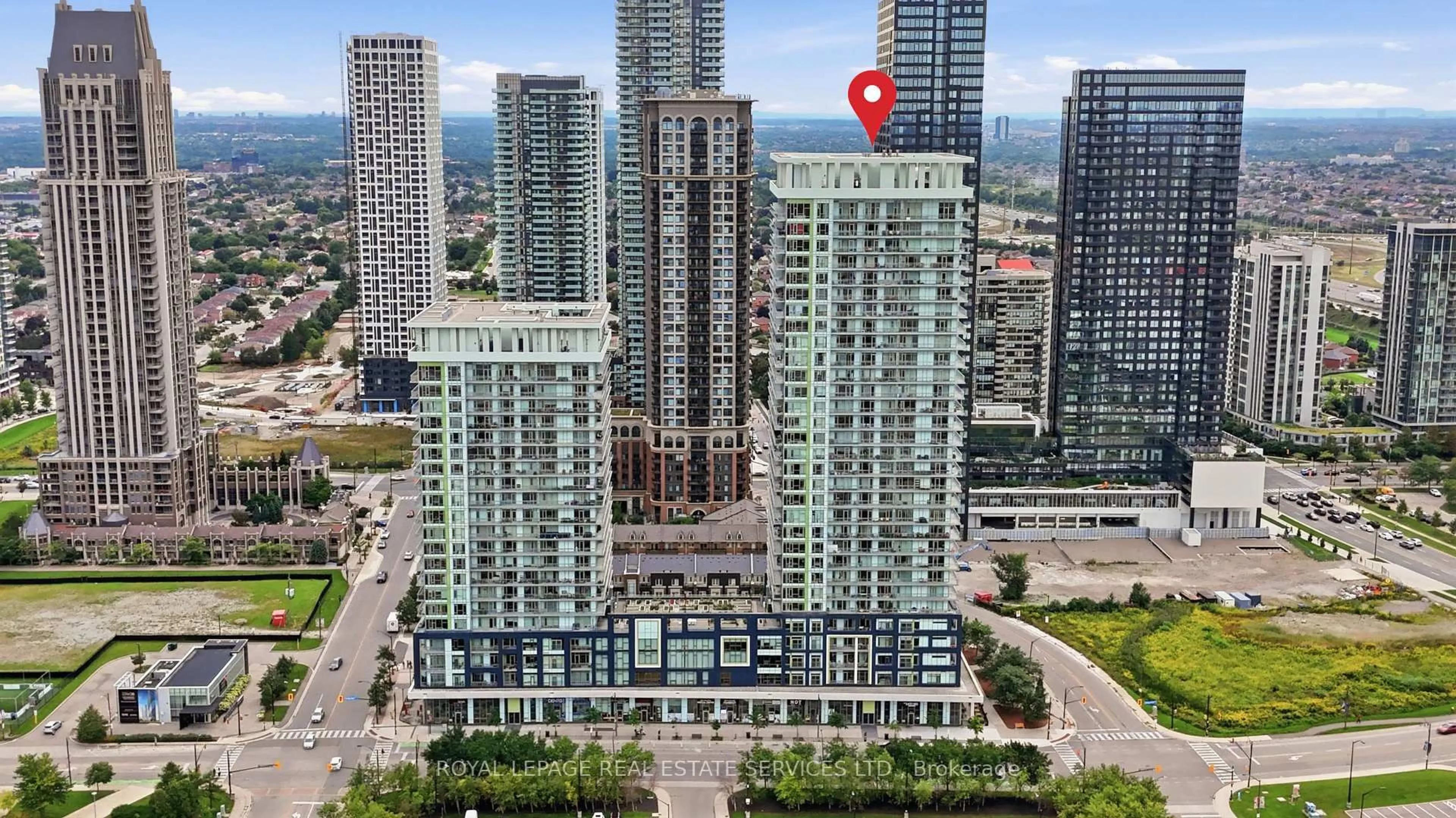 A pic from outside/outdoor area/front of a property/back of a property/a pic from drone, city buildings view from balcony for 360 Square One Dr #3002, Mississauga Ontario L5B 0E6