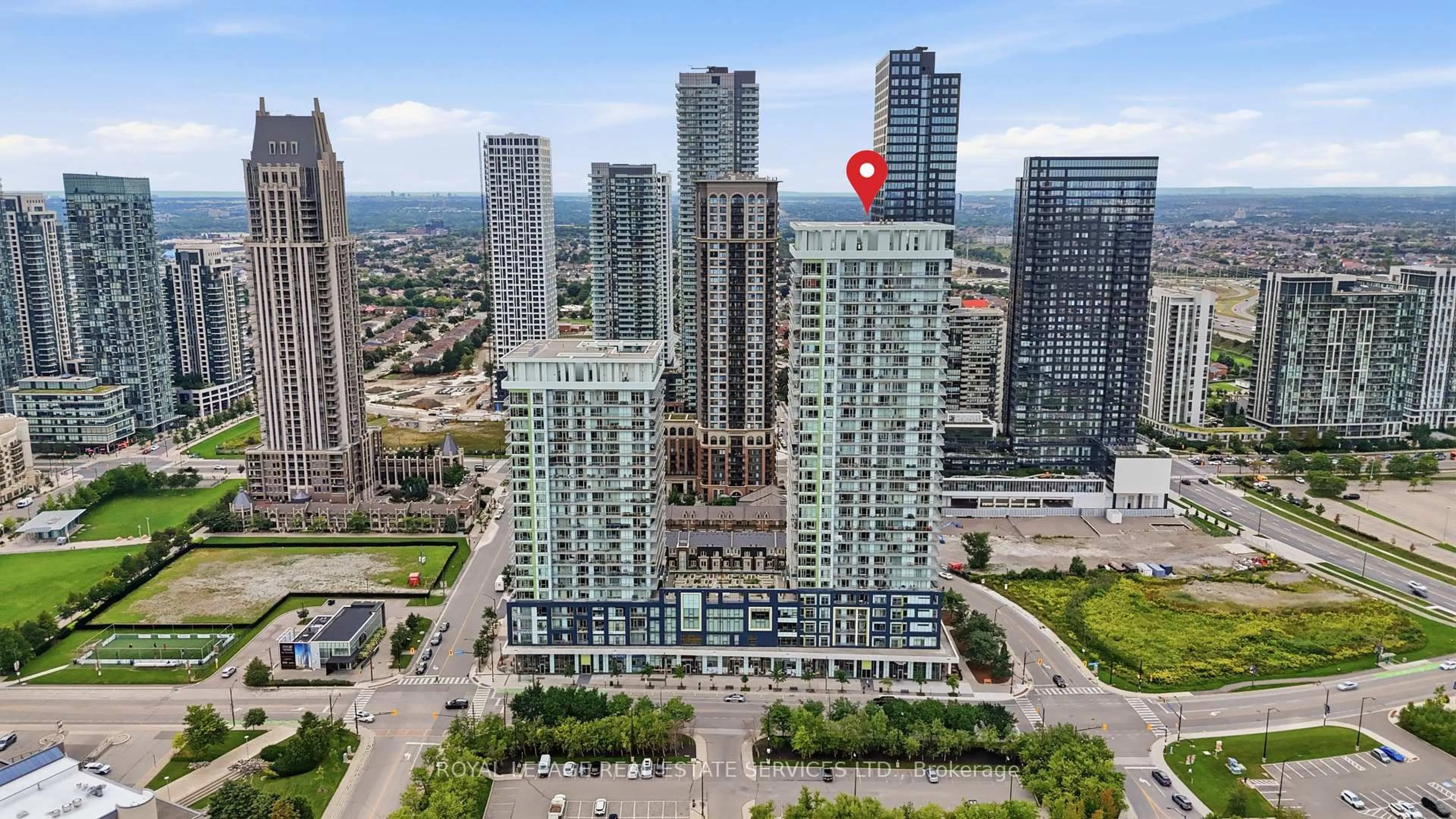 A pic from outside/outdoor area/front of a property/back of a property/a pic from drone, city buildings view from balcony for 360 Square One Dr #3002, Mississauga Ontario L5B 0E6