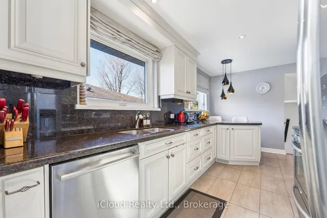 43 Ferndale Cres, Brampton 5