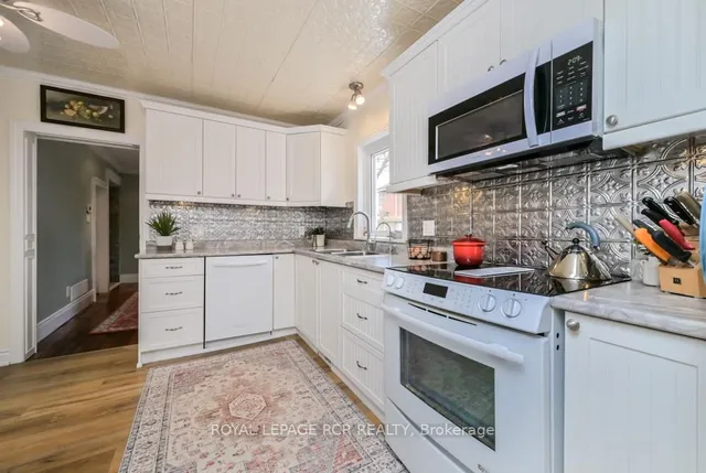 1429 Queen St, Caledon 3
