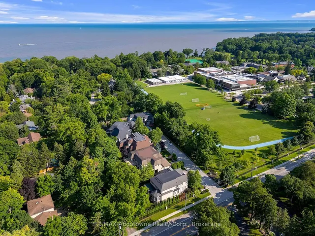 456 Lakeshore Rd, Oakville 4