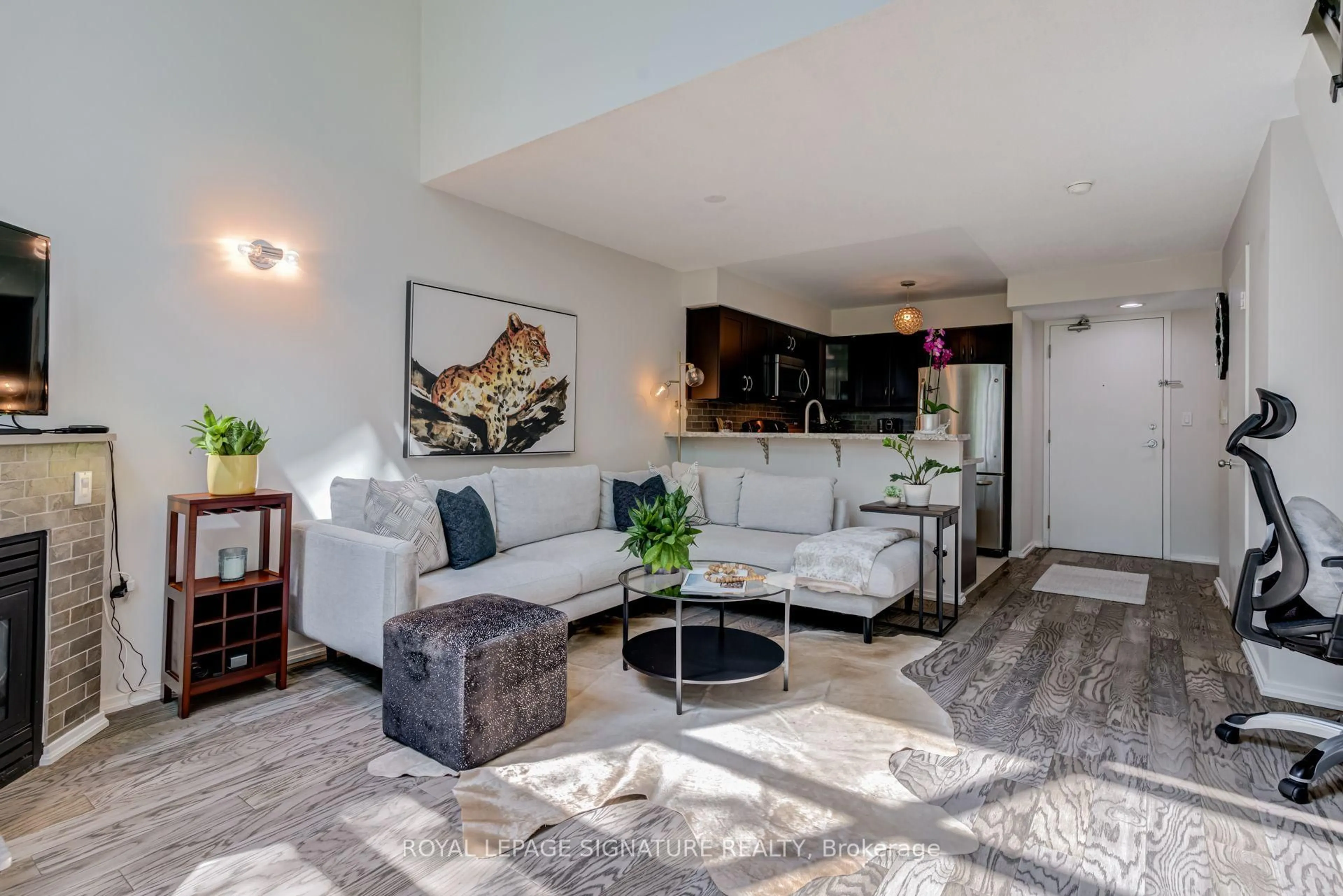 Living room with furniture, unknown for 200 Manitoba St #203, Toronto Ontario M8Y 3Y9