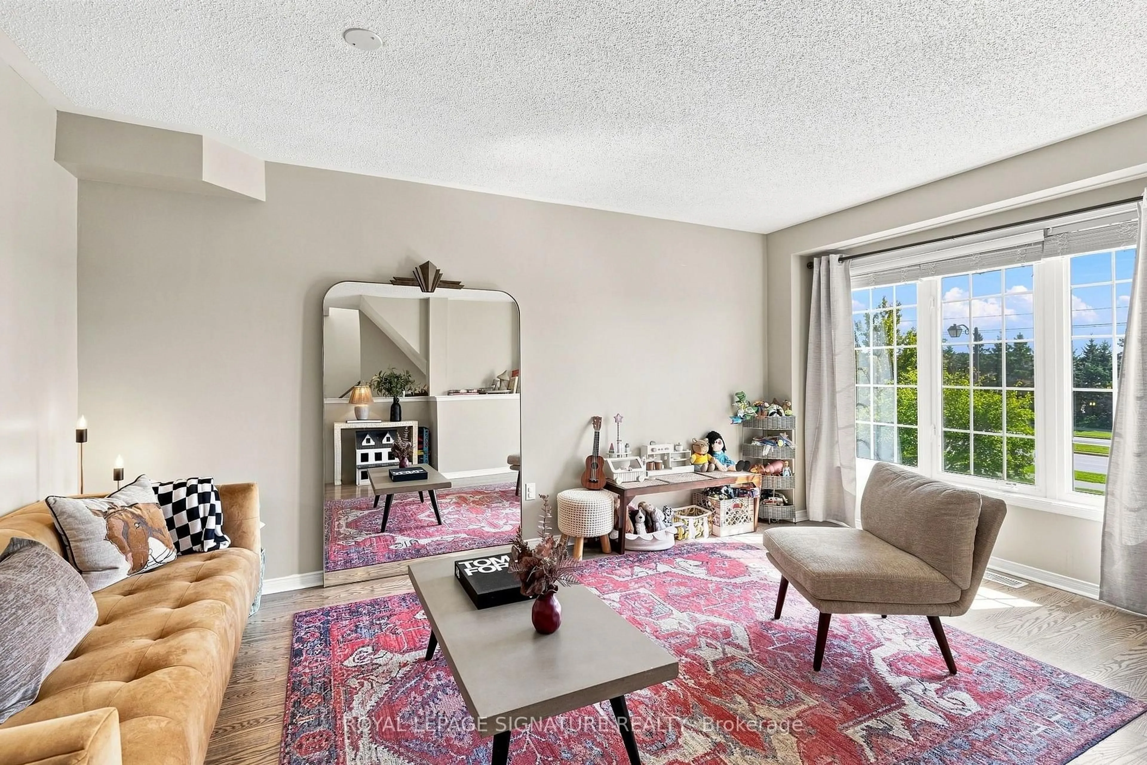 Living room with furniture, unknown for 1185 Chapman Cres, Milton Ontario L9T 6G2