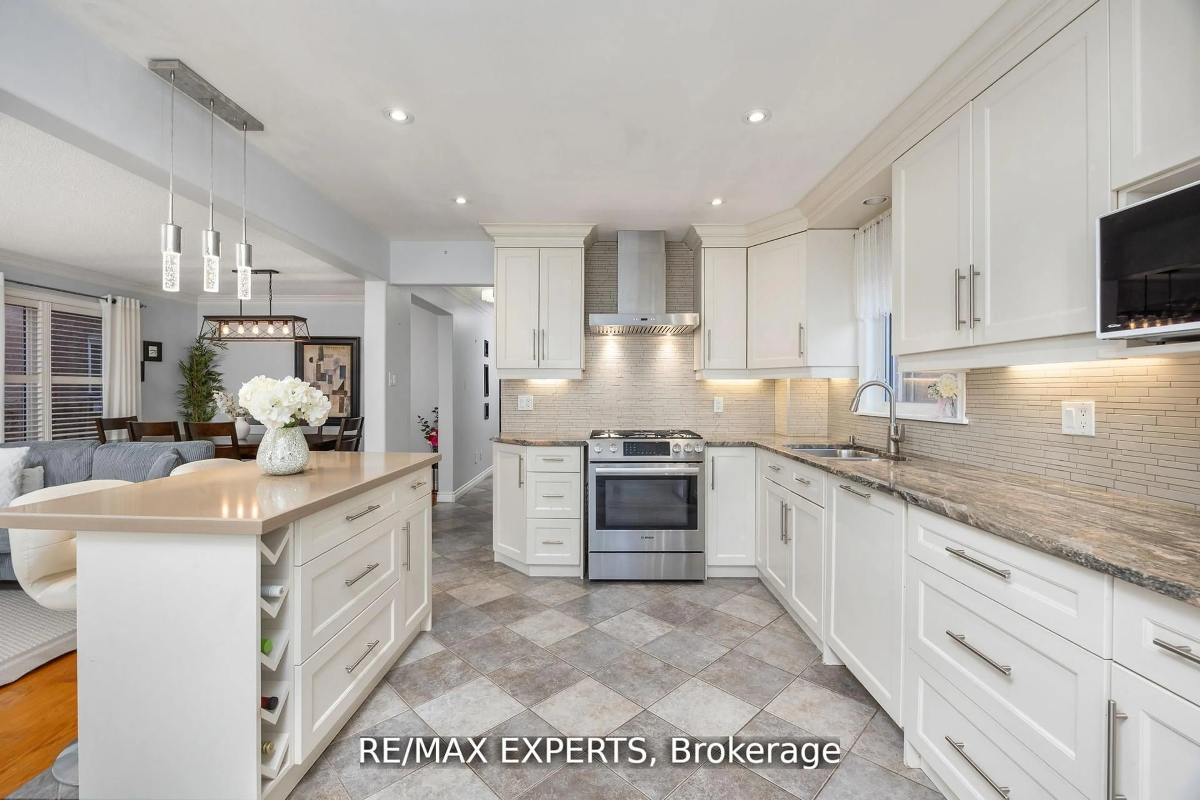 Contemporary kitchen, ceramic/tile floor for 482 Malaga Rd, Mississauga Ontario L5B 3W2