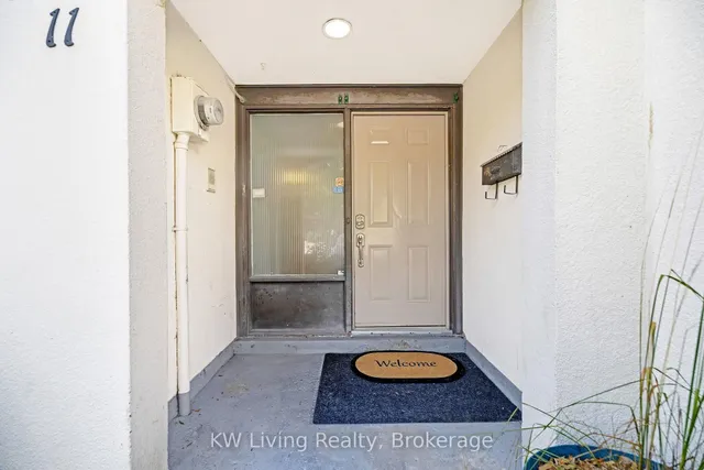 6679 Shelter Bay Rd #11, Mississauga 4