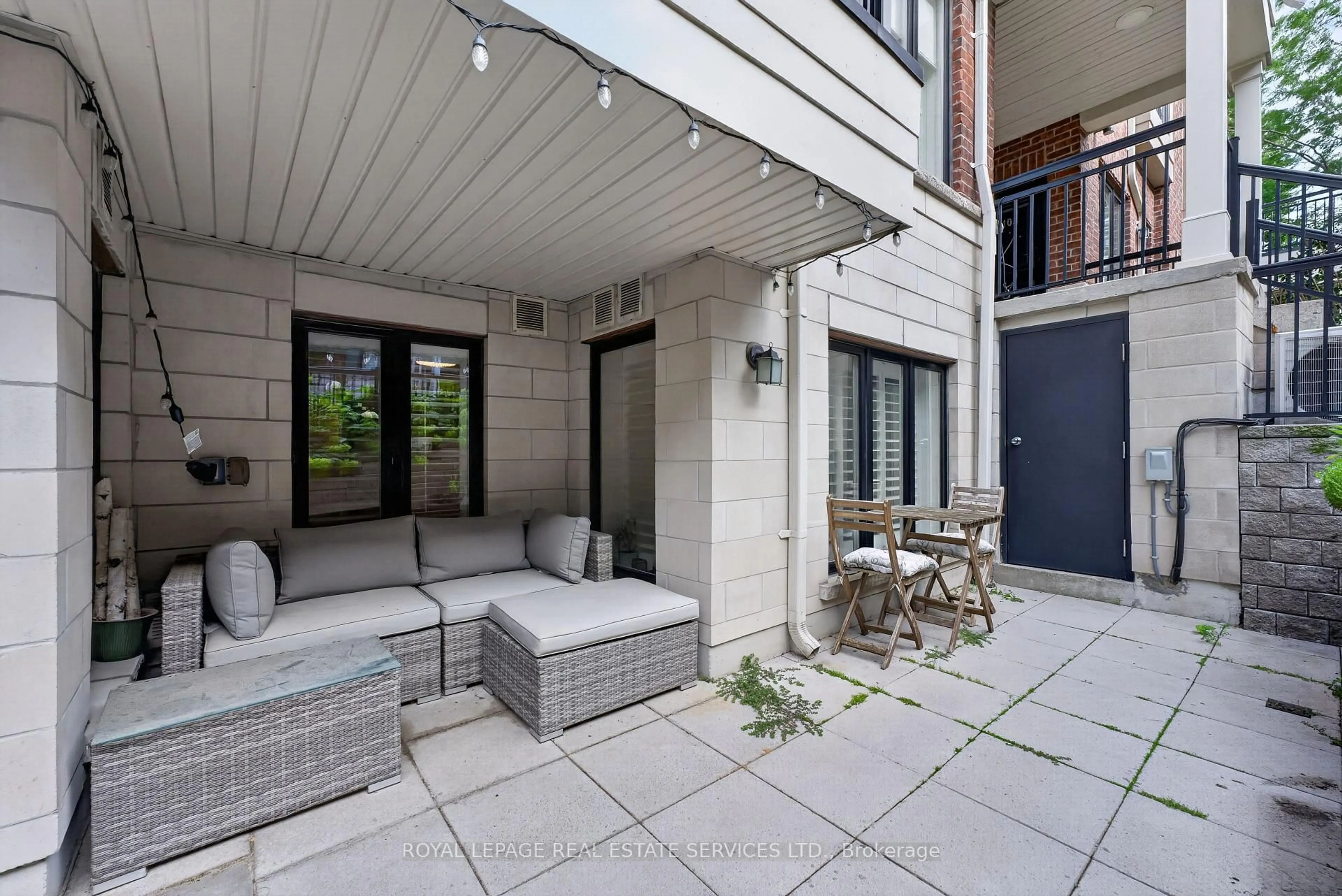 Patio, street for 30 Carnation Ave #101, Toronto Ontario M8V 0B8