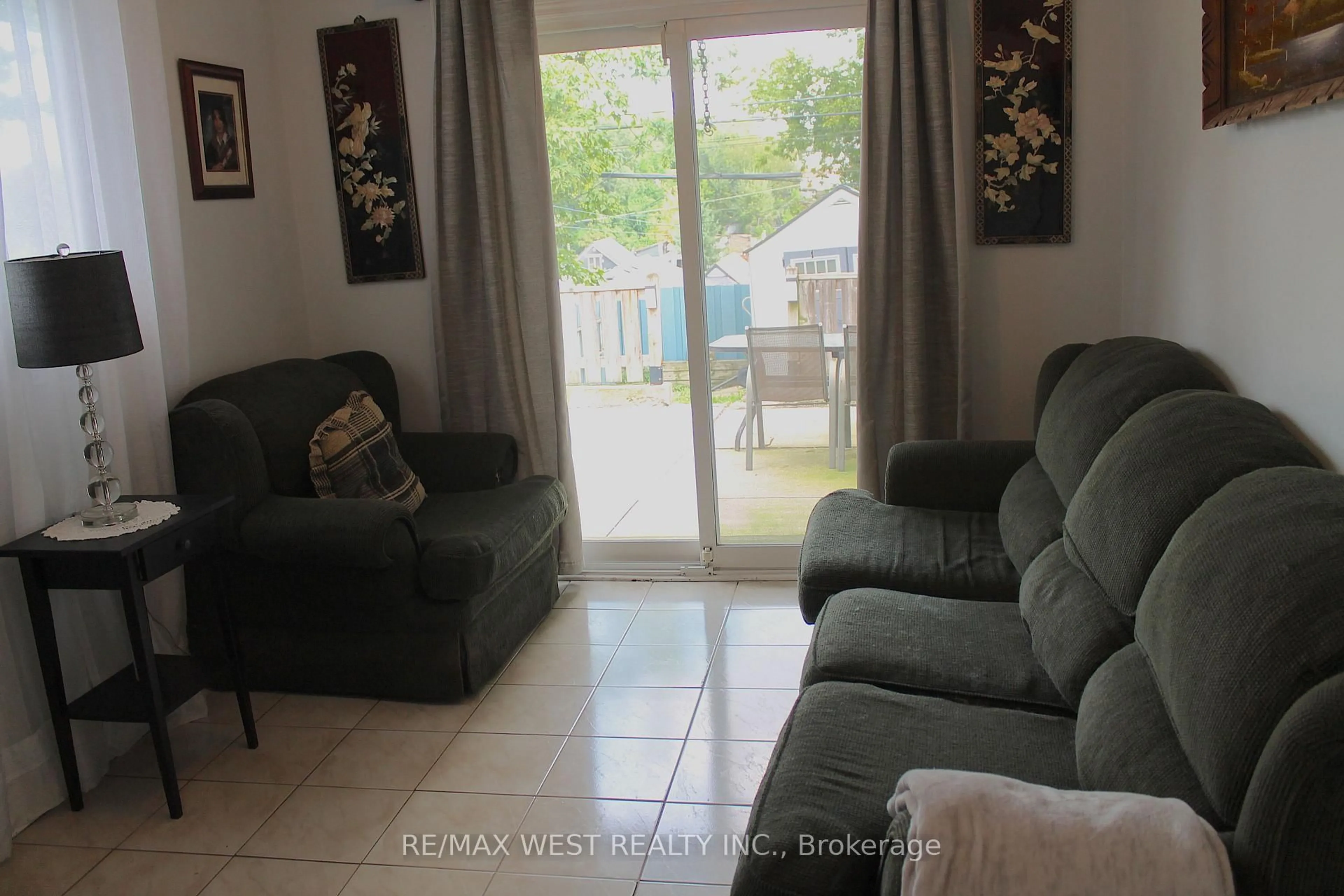Living room with furniture, unknown for 11A Woodcroft Cres, Toronto Ontario M6E 1W7