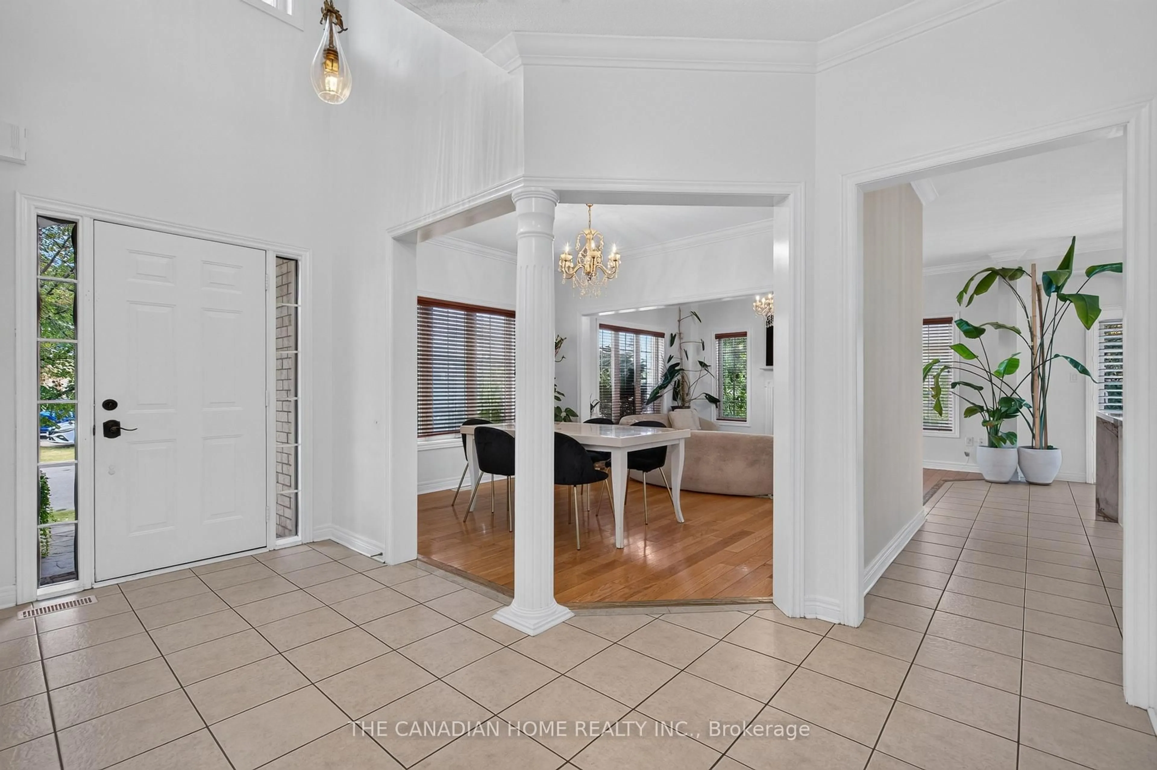 Indoor foyer for 63 Humbershed Cres, Caledon Ontario L7E 2X4