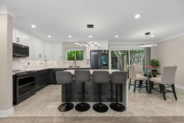 1268 Forest Hill, Oakville 5