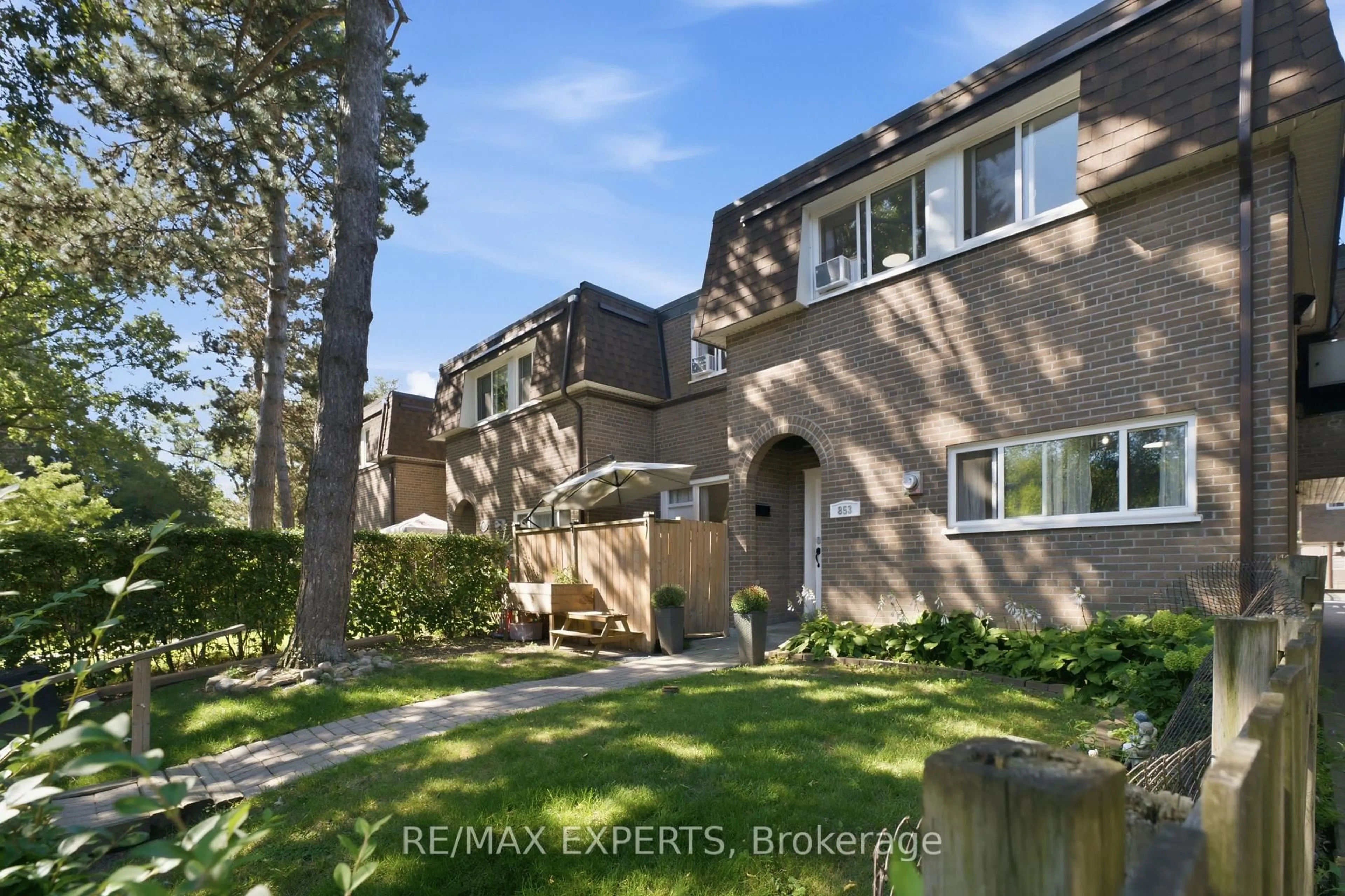 Unknown for 30 Tandridge Cres #853, Toronto Ontario M9W 2P2