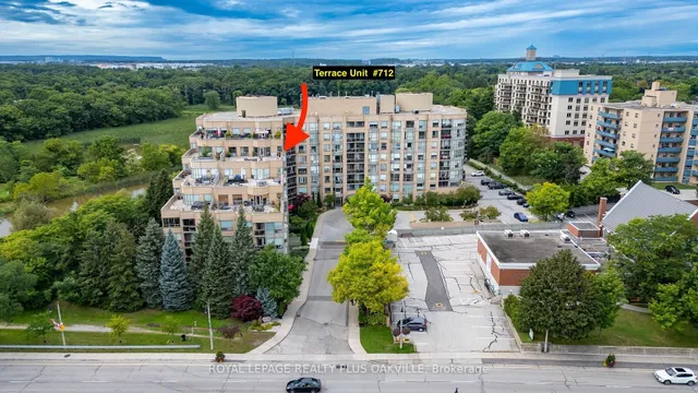 2511 Lakeshore Rd #712, Oakville 2