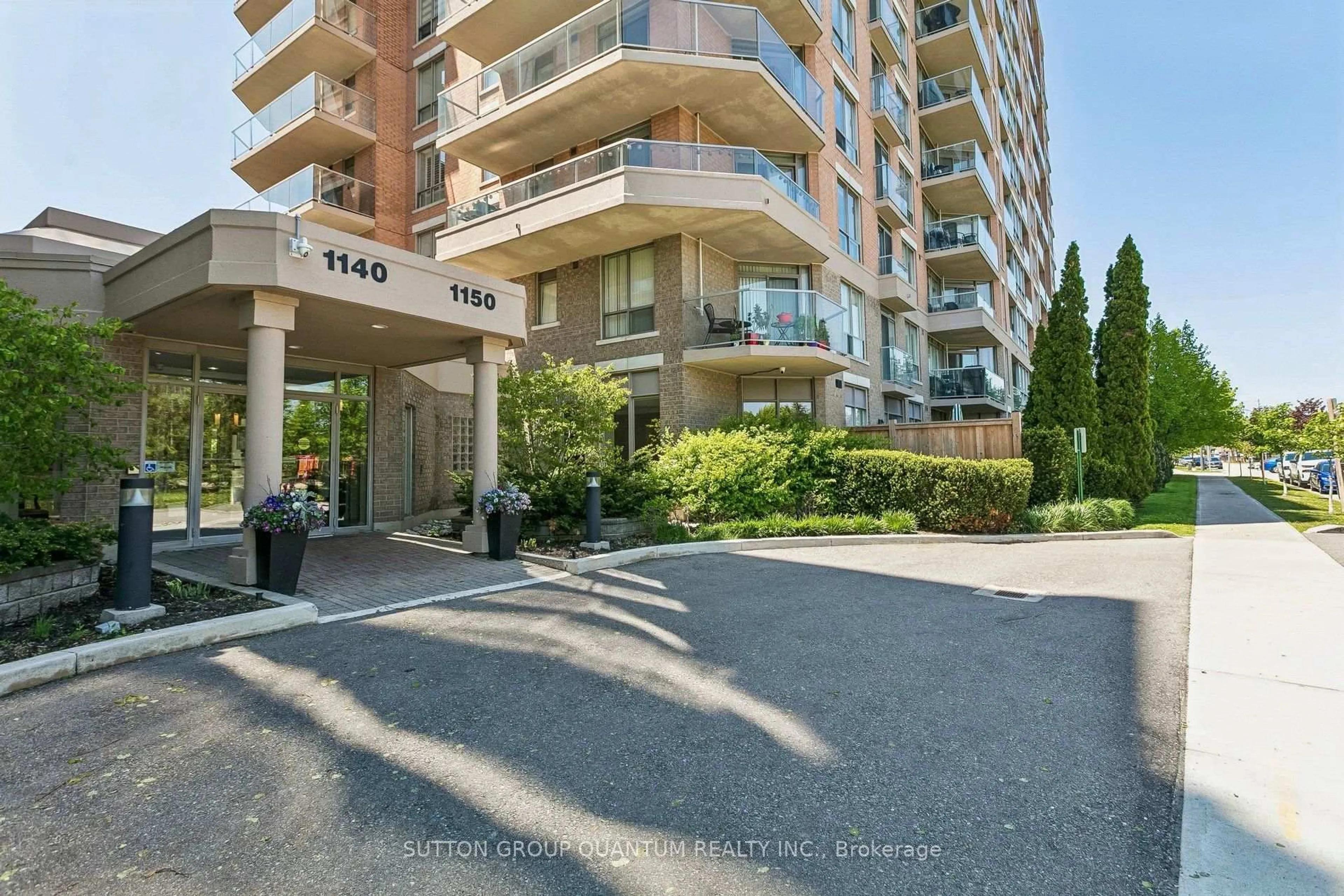 Unknown for 1150 PARKWEST Pl #307, Mississauga Ontario L5E 3K4