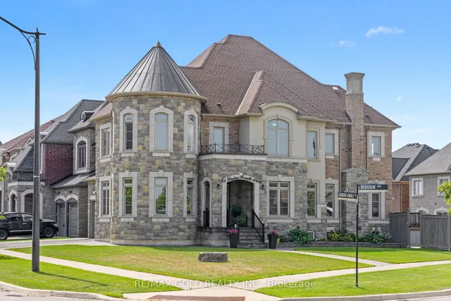 54 Gordon Randle Dr, Brampton