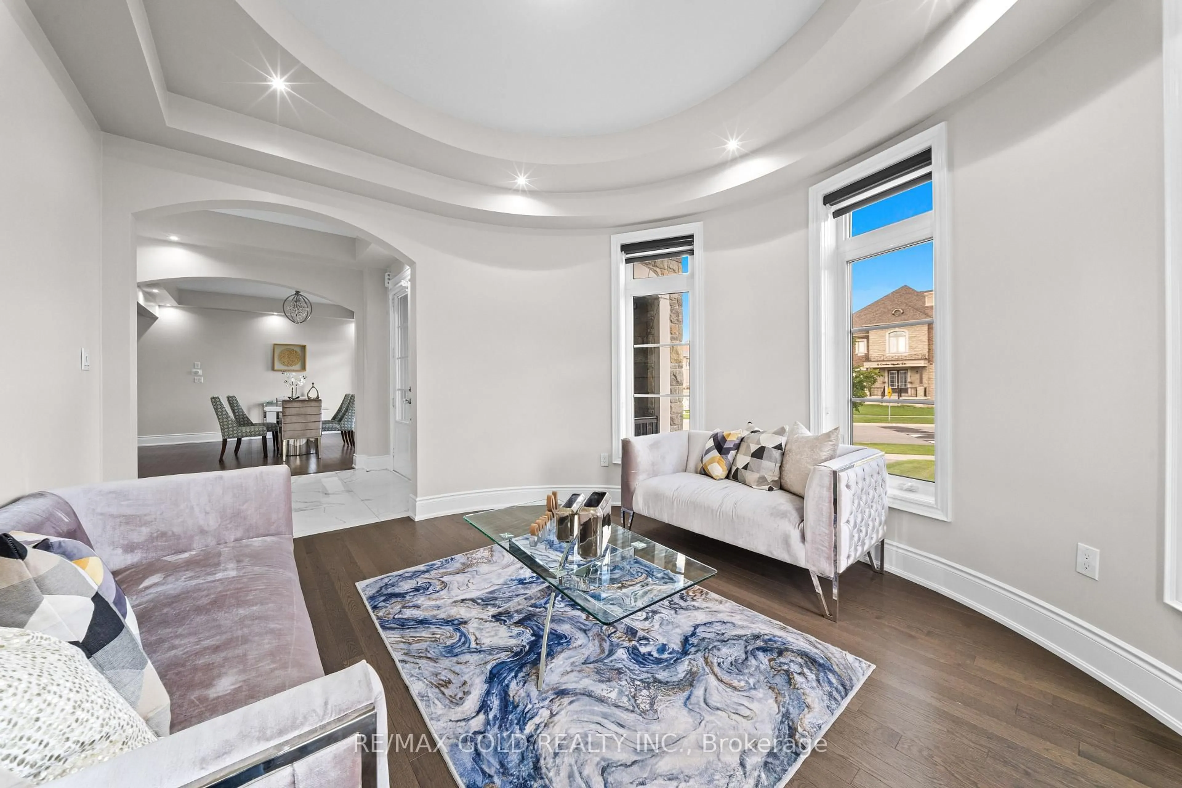 Living room with furniture, ceramic/tile floor for 54 Gordon  Randle Dr, Brampton Ontario L6P 4H3
