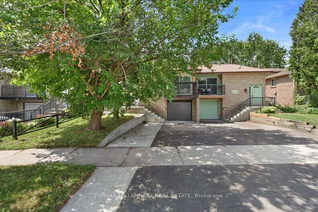 26 Talbot St, Brampton 3