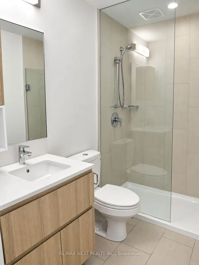 36 Park Lawn Rd #2107, Toronto 4