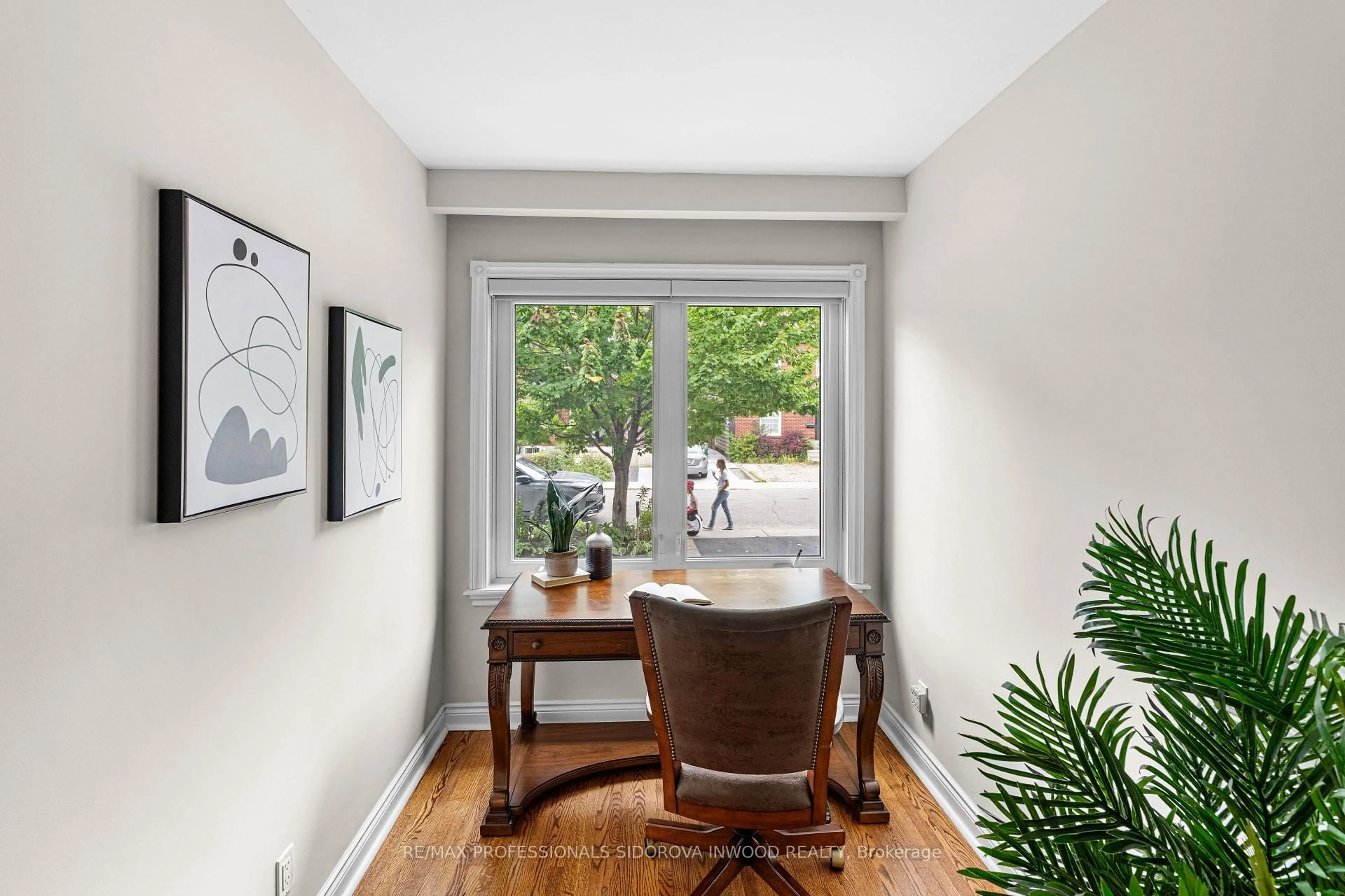 Dining room, unknown for 19 Harshaw Ave, Toronto Ontario M6S 1X9