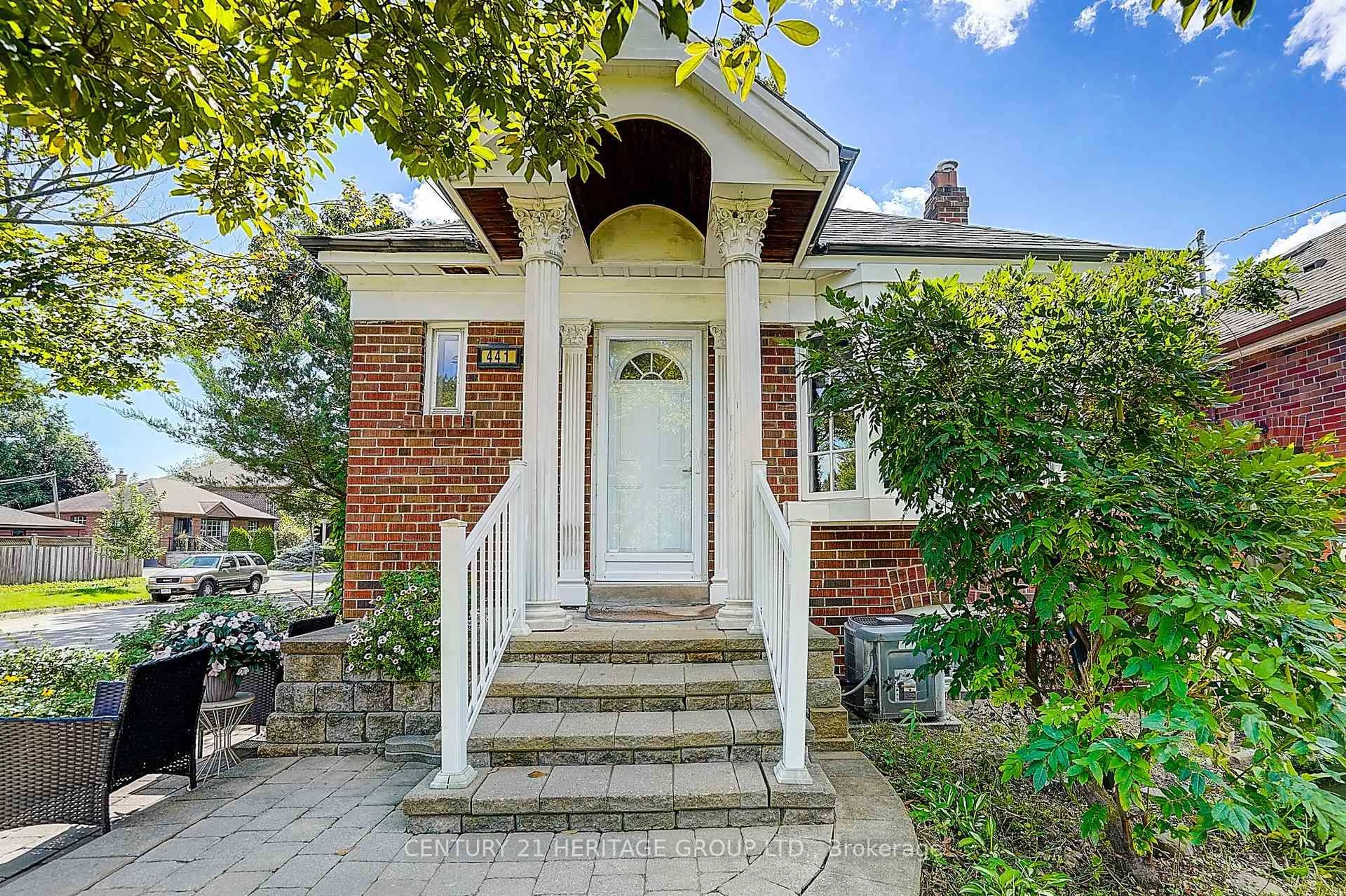 Unknown for 441 Rimilton Ave, Toronto Ontario M8W 2G7