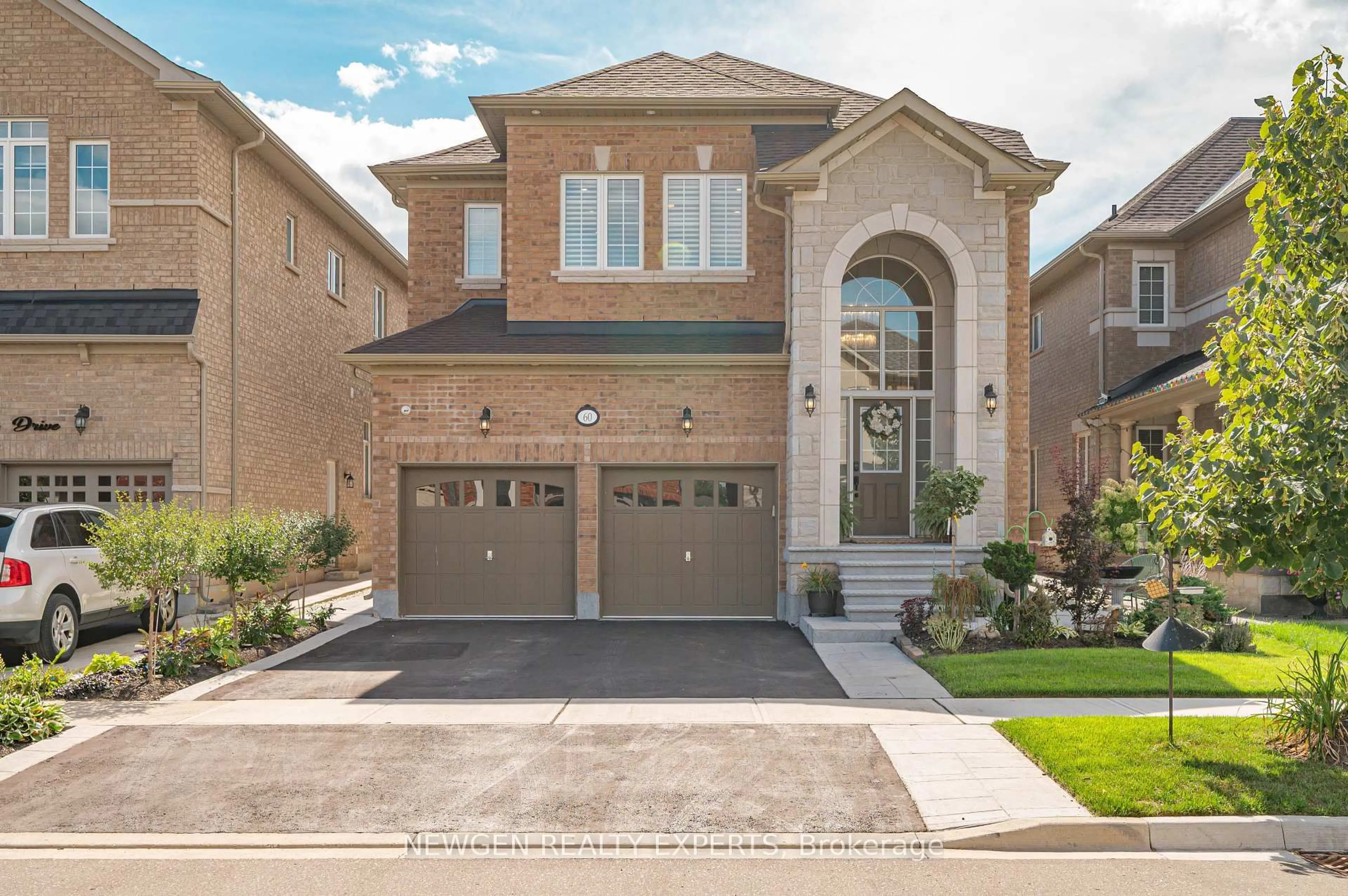 Home with brick exterior material, street for 60 Monarch Dr, Halton Hills Ontario L7G 0M6