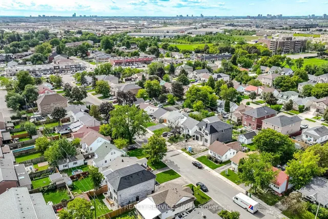 3051 Churchill Ave, Mississauga 3