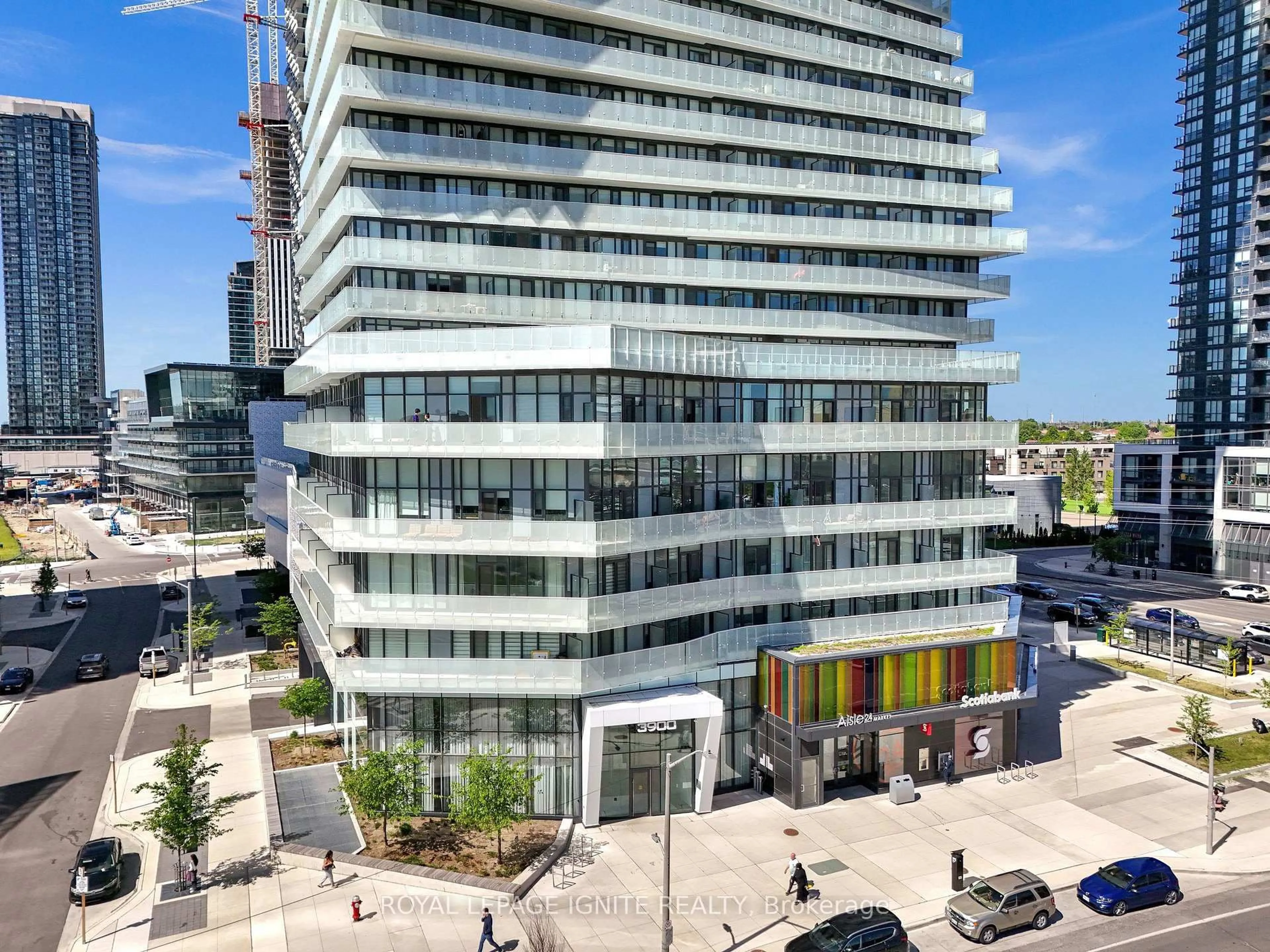A pic from outside/outdoor area/front of a property/back of a property/a pic from drone, city buildings view from balcony for 3900 Confederation Pkwy #3301, Mississauga Ontario L5B 0M3