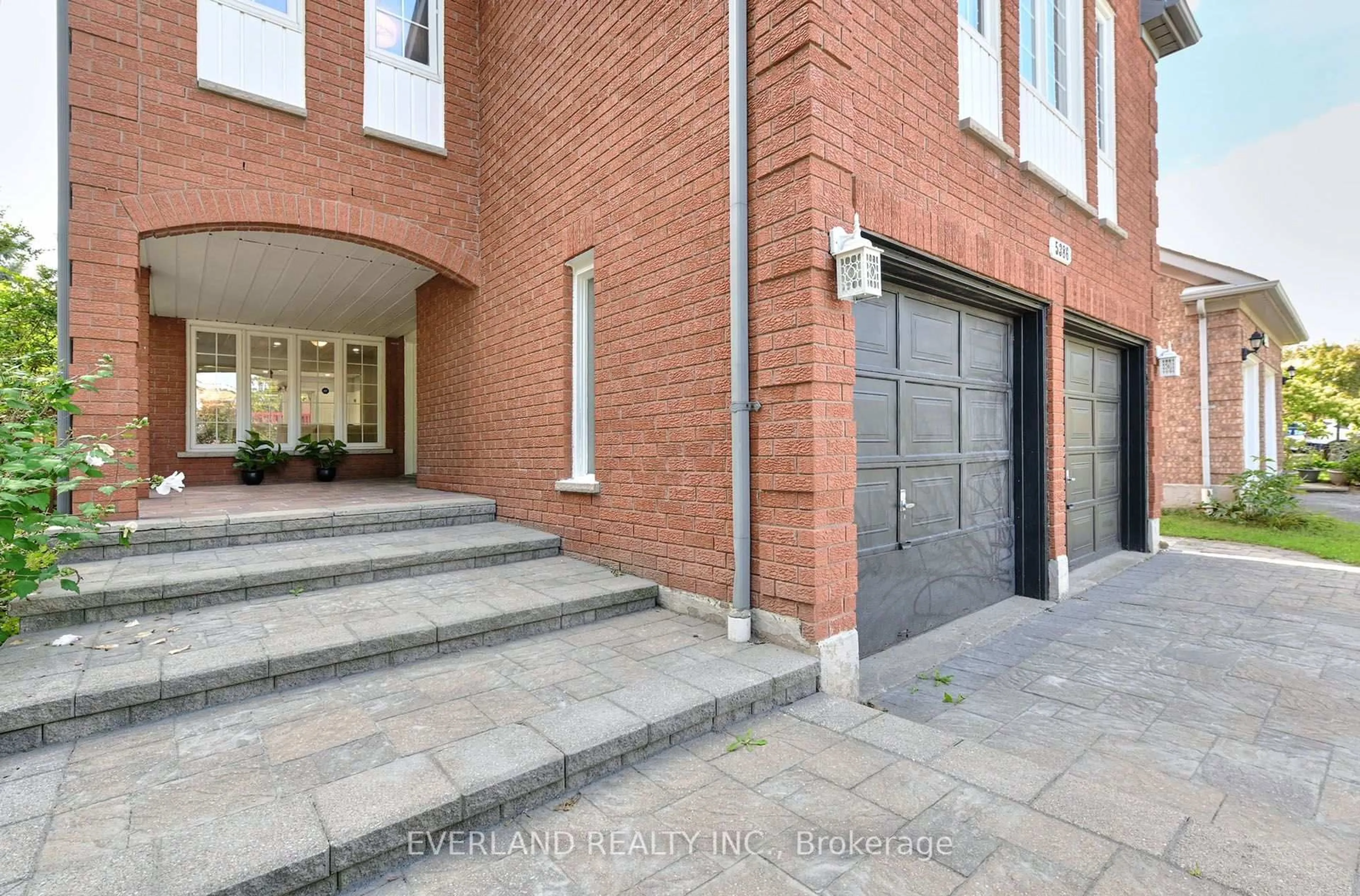Home with brick exterior material, street for 5386 Middlebury Dr, Mississauga Ontario L5M 5E6