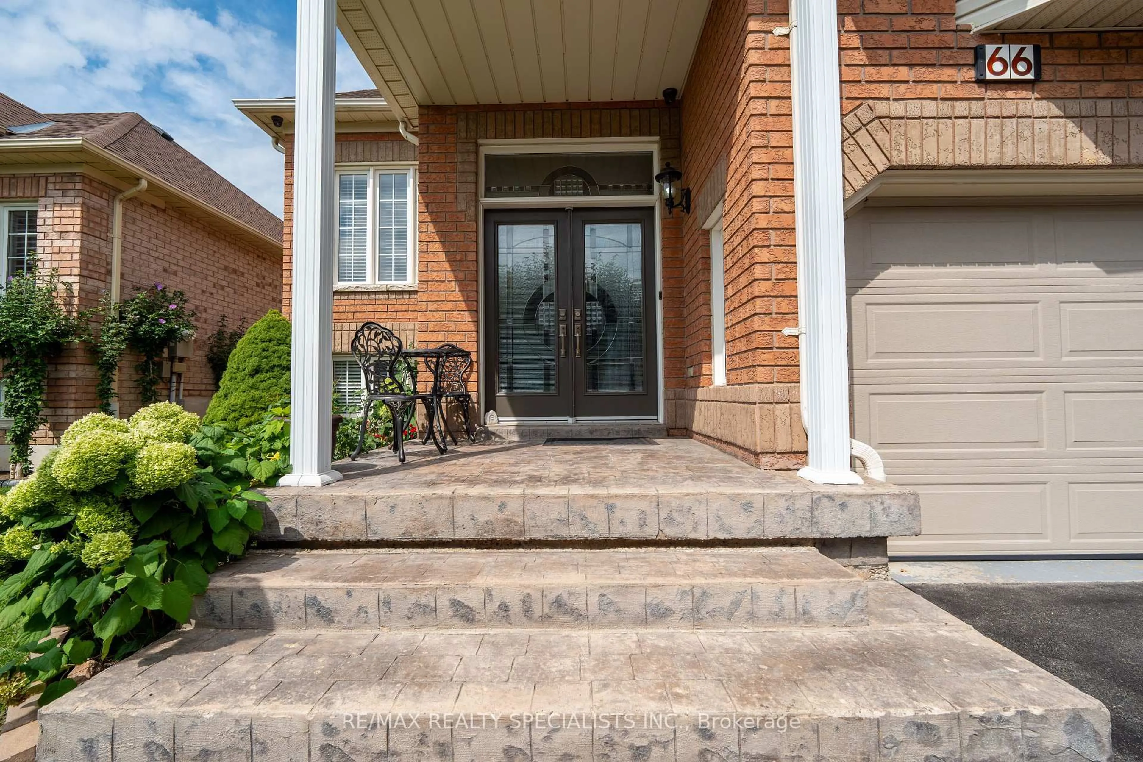 Unknown for 66 Ryegrass Cres, Brampton Ontario L7A 3J9