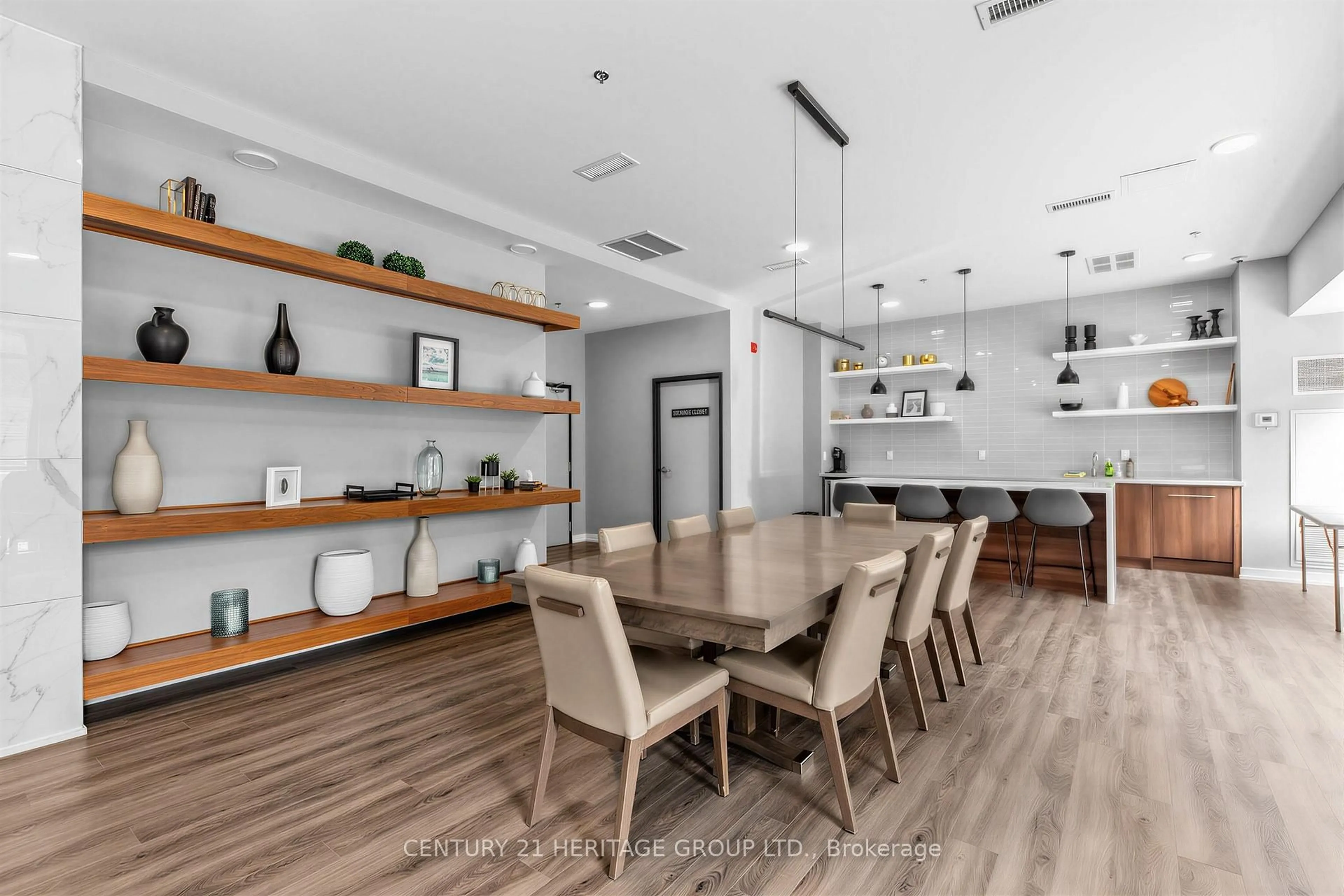 Unknown for 50 Ann St #212, Caledon Ontario L7E 1B9