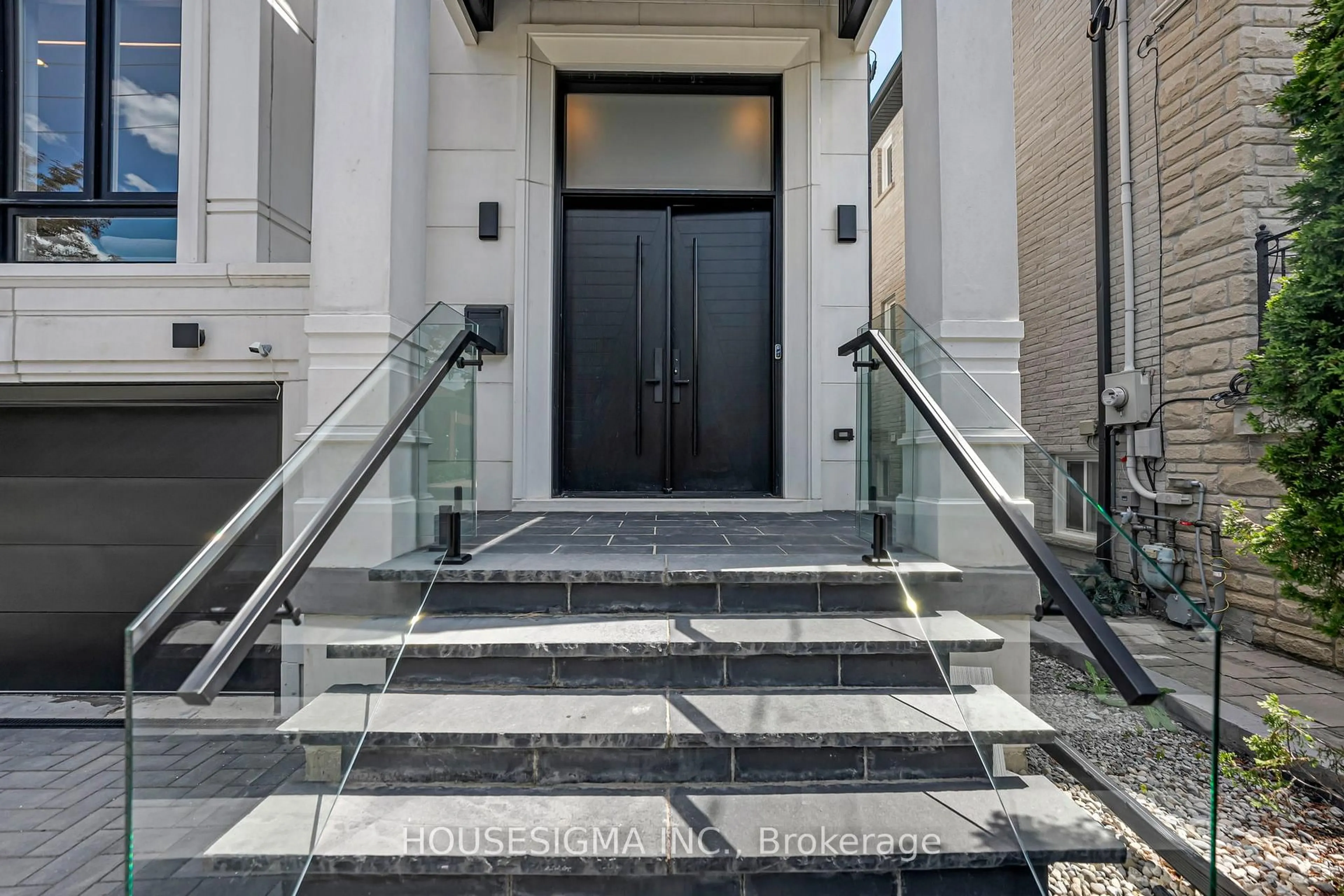 Unknown for 357 Glen Park Ave, Toronto Ontario M6B 2E6