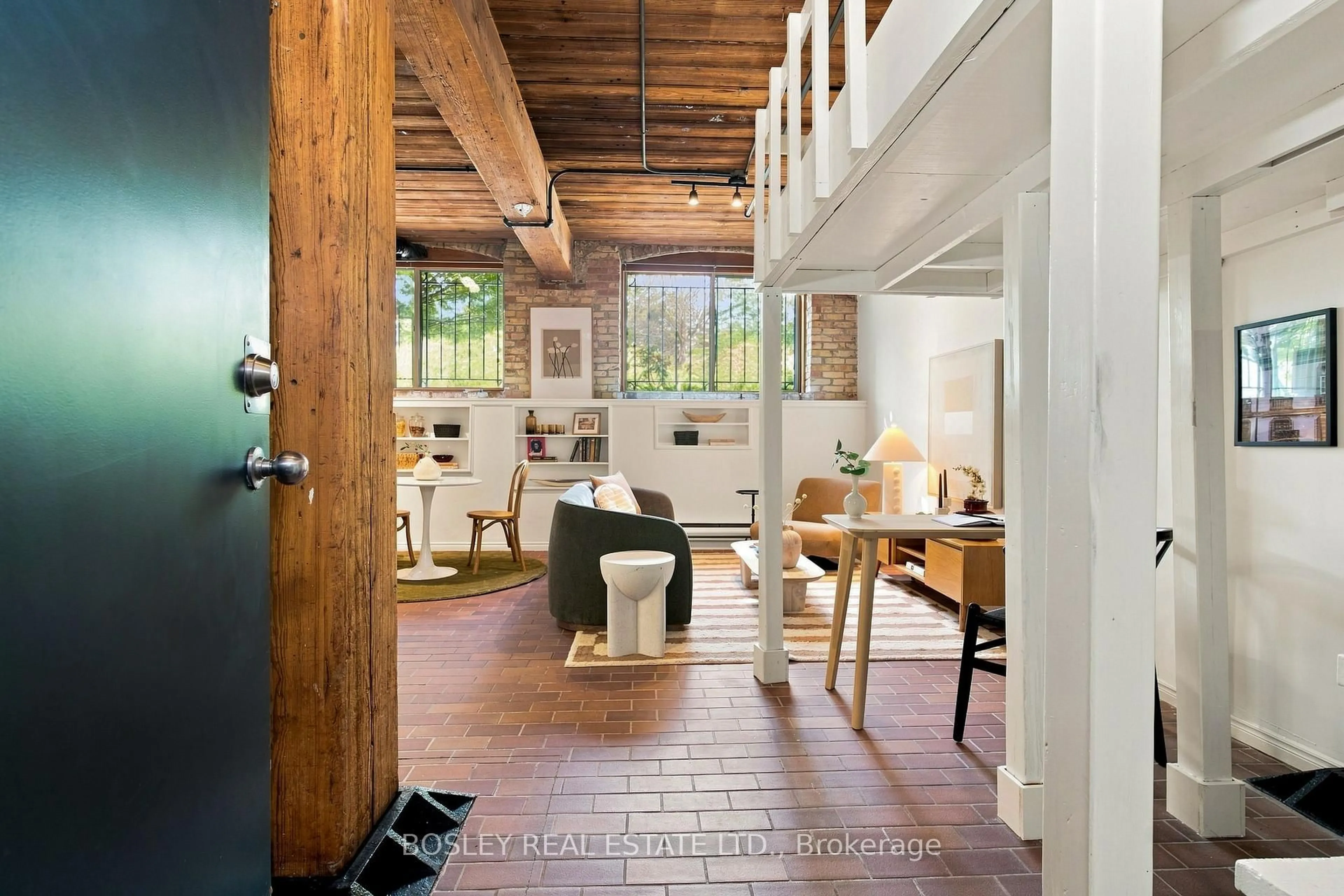 Indoor entryway for 24 Noble St #G09, Toronto Ontario M6K 2C8