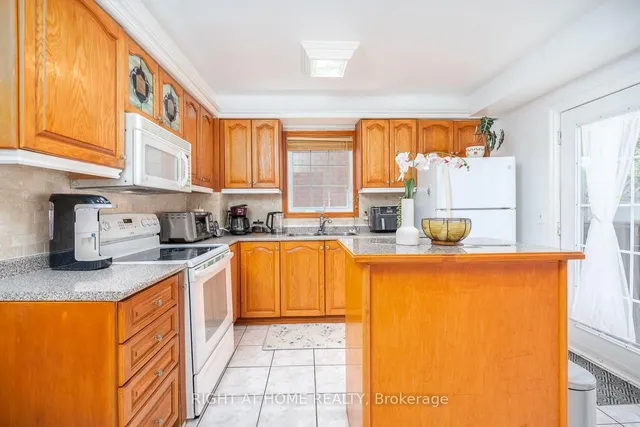 54 Niagara Pl, Brampton 5