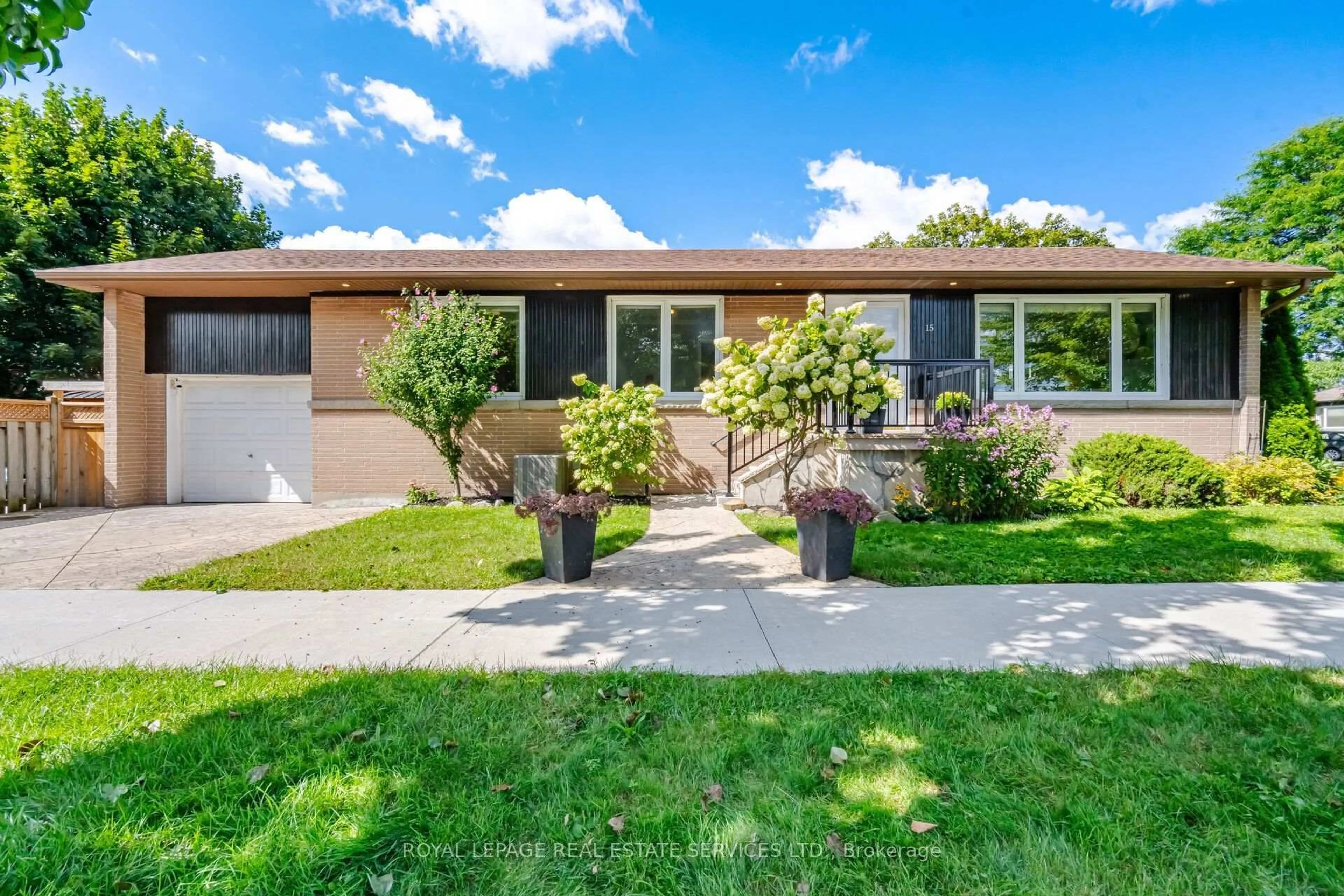 Unknown for 15 Velma Dr, Toronto Ontario M8Z 2N2
