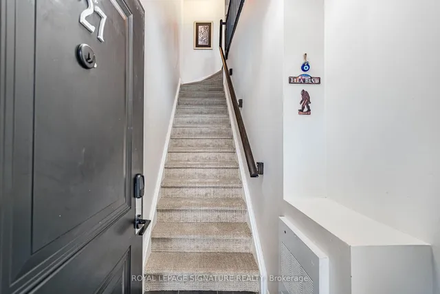 120 Twenty Fourth St #27, Toronto 5