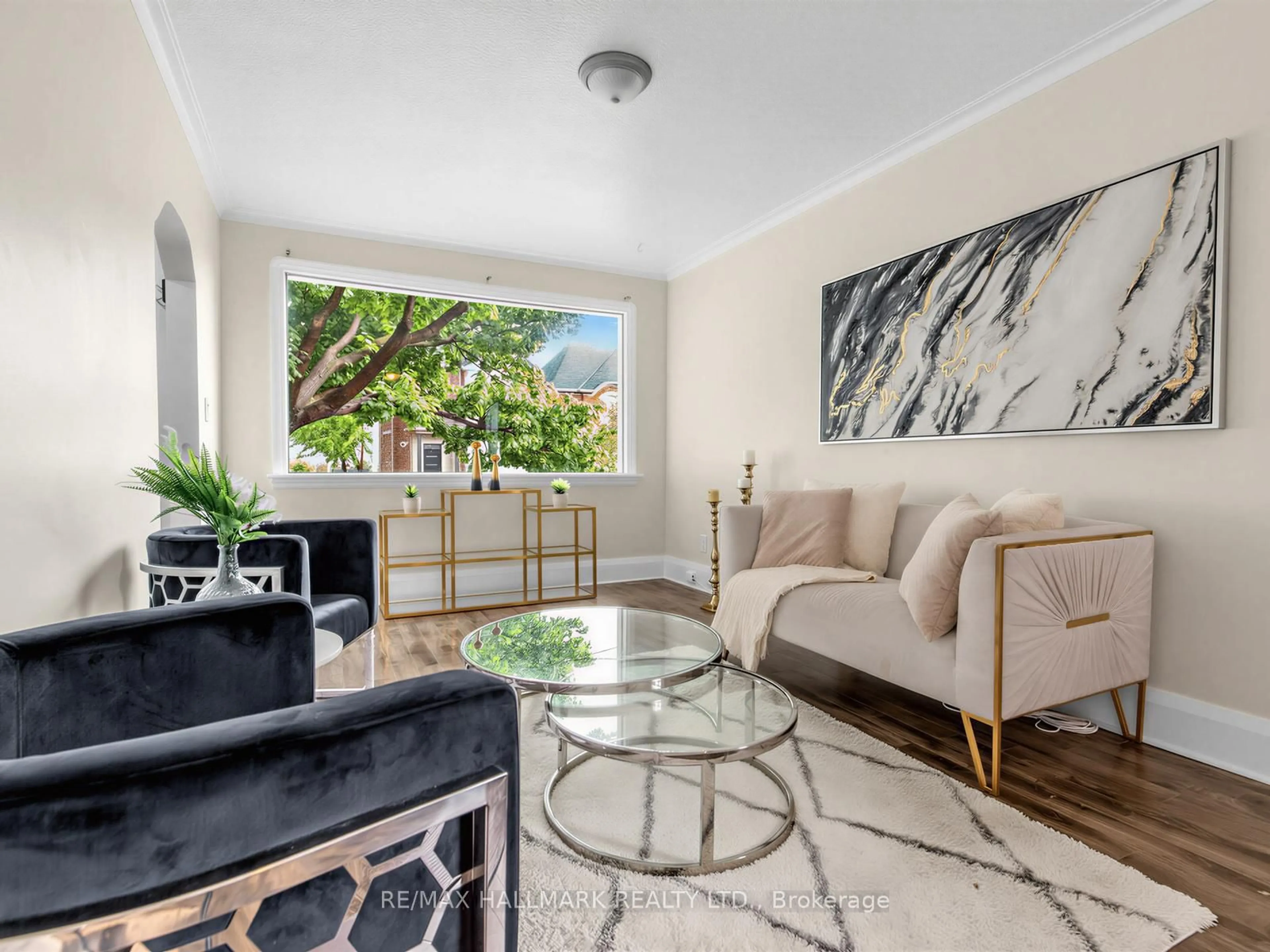 Living room with furniture, unknown for 38 Ypres Rd, Toronto Ontario M6M 1N9