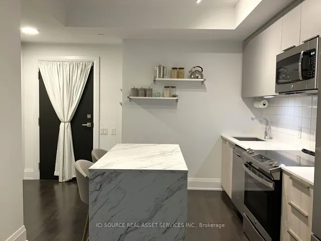20 Brin Dr #1904, Toronto 5