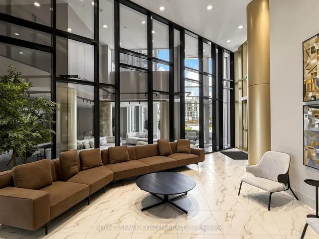 1005 Dundas St #814, Oakville 4
