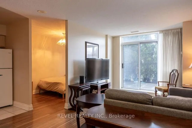 1150 Parkwest Pl #104, Mississauga 4